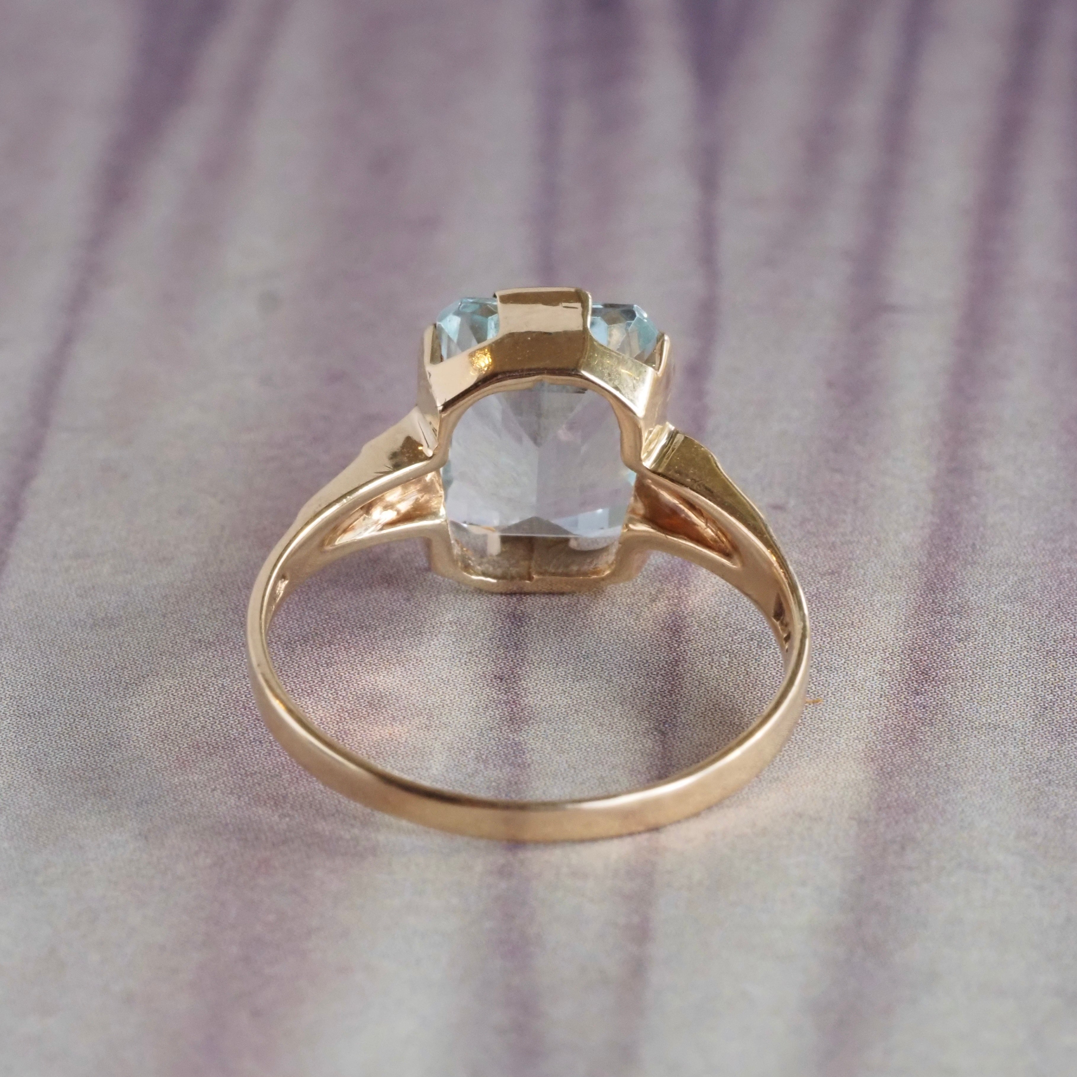 Vintage Art Deco Style Aquamarine 10k Gold Ring