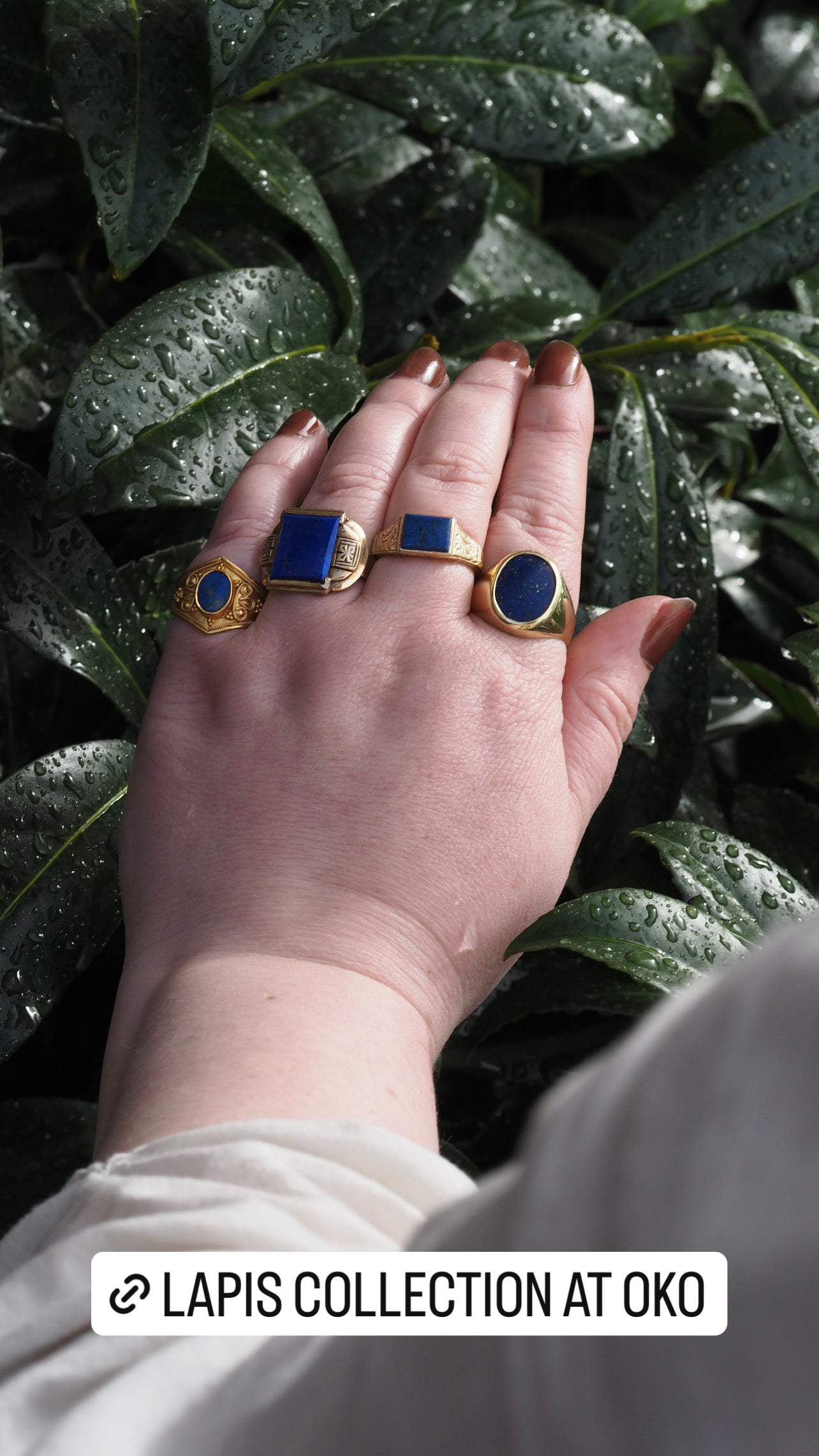 Vintage Greek 22k Gold Lapis Ring