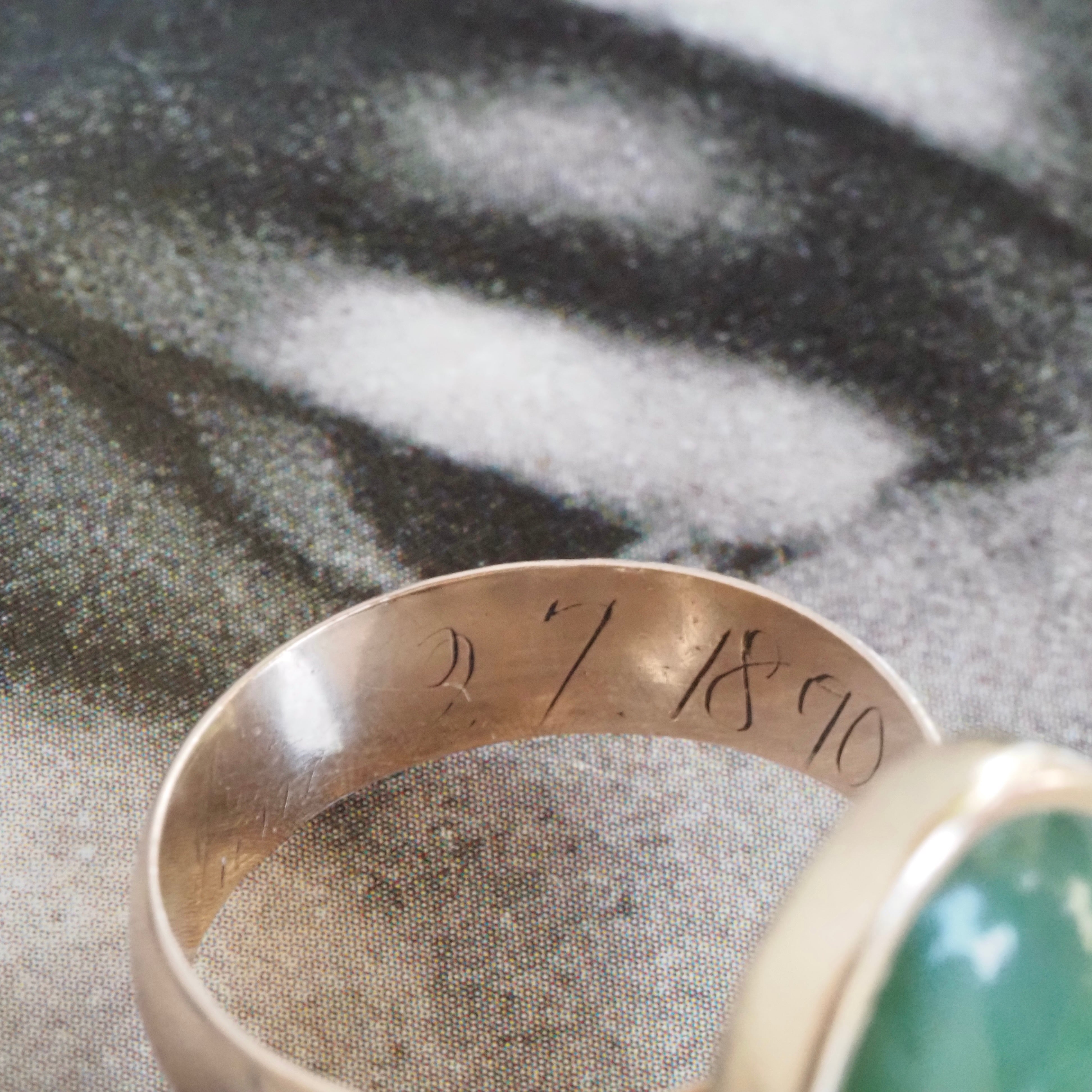 Vintage Jade Cabochon 14k Gold Ring with Antique Band