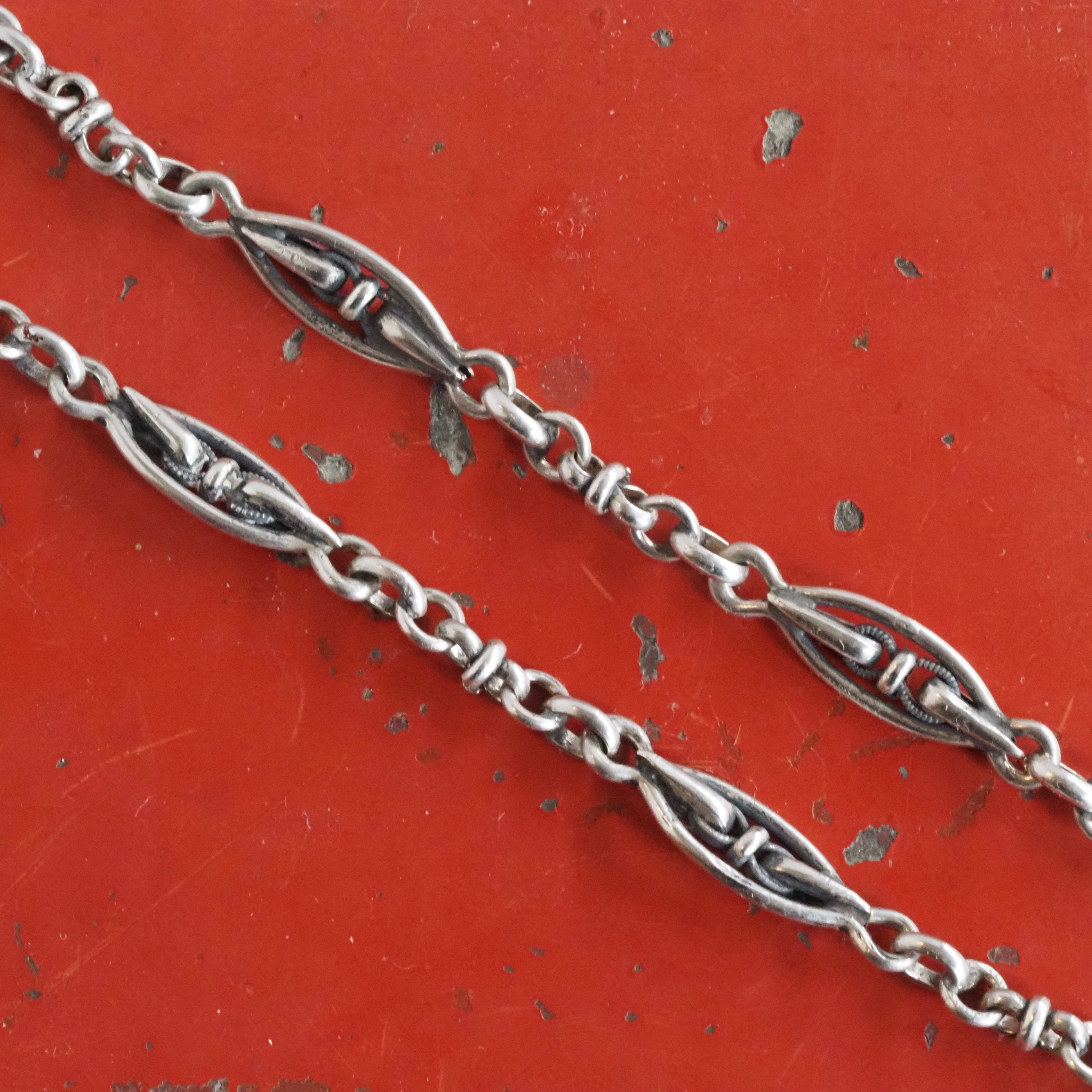 Antique French Art Nouveau Sterling Silver Dimentional Chain