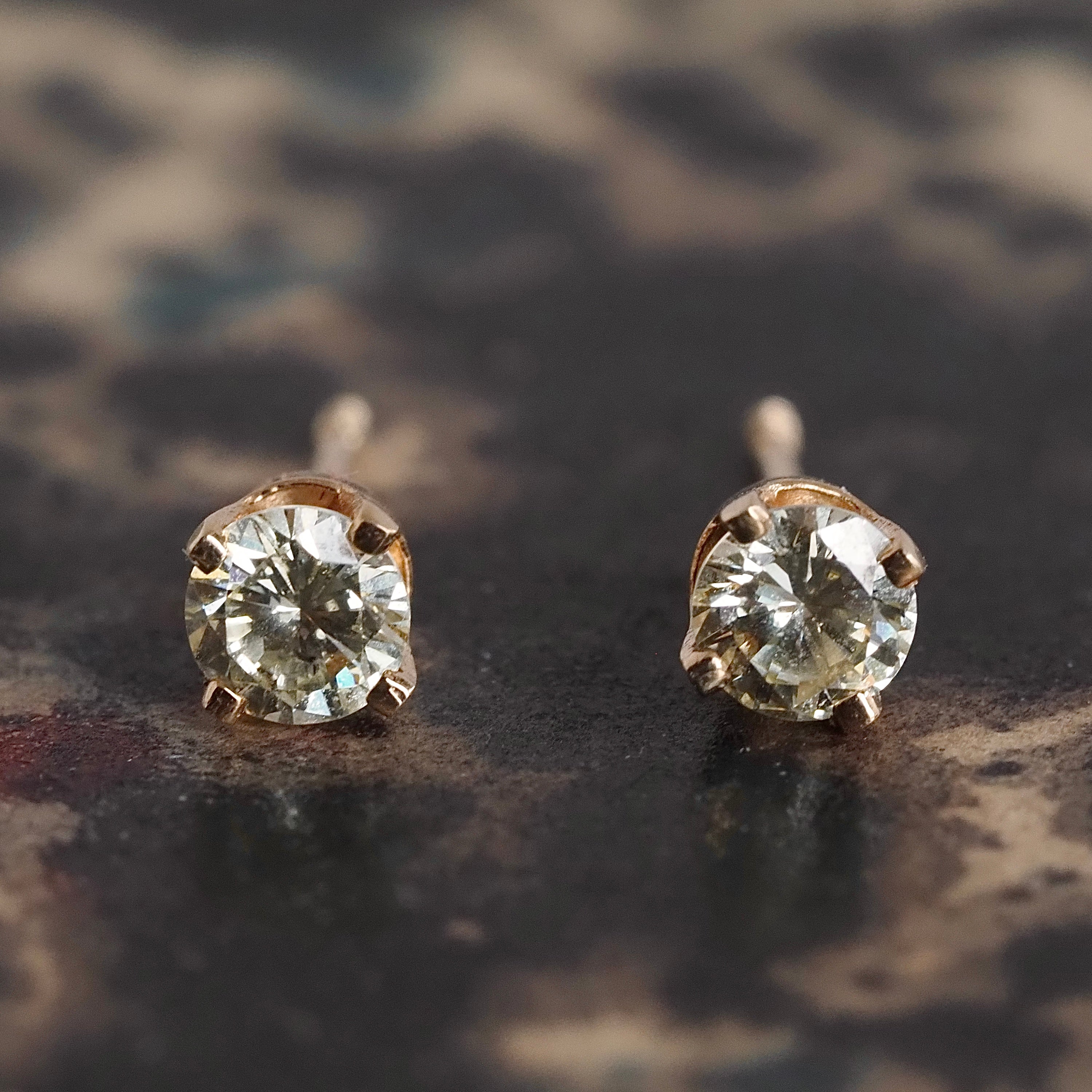 Vintage 14k Gold Pale Yellow Diamond Stud Earrings