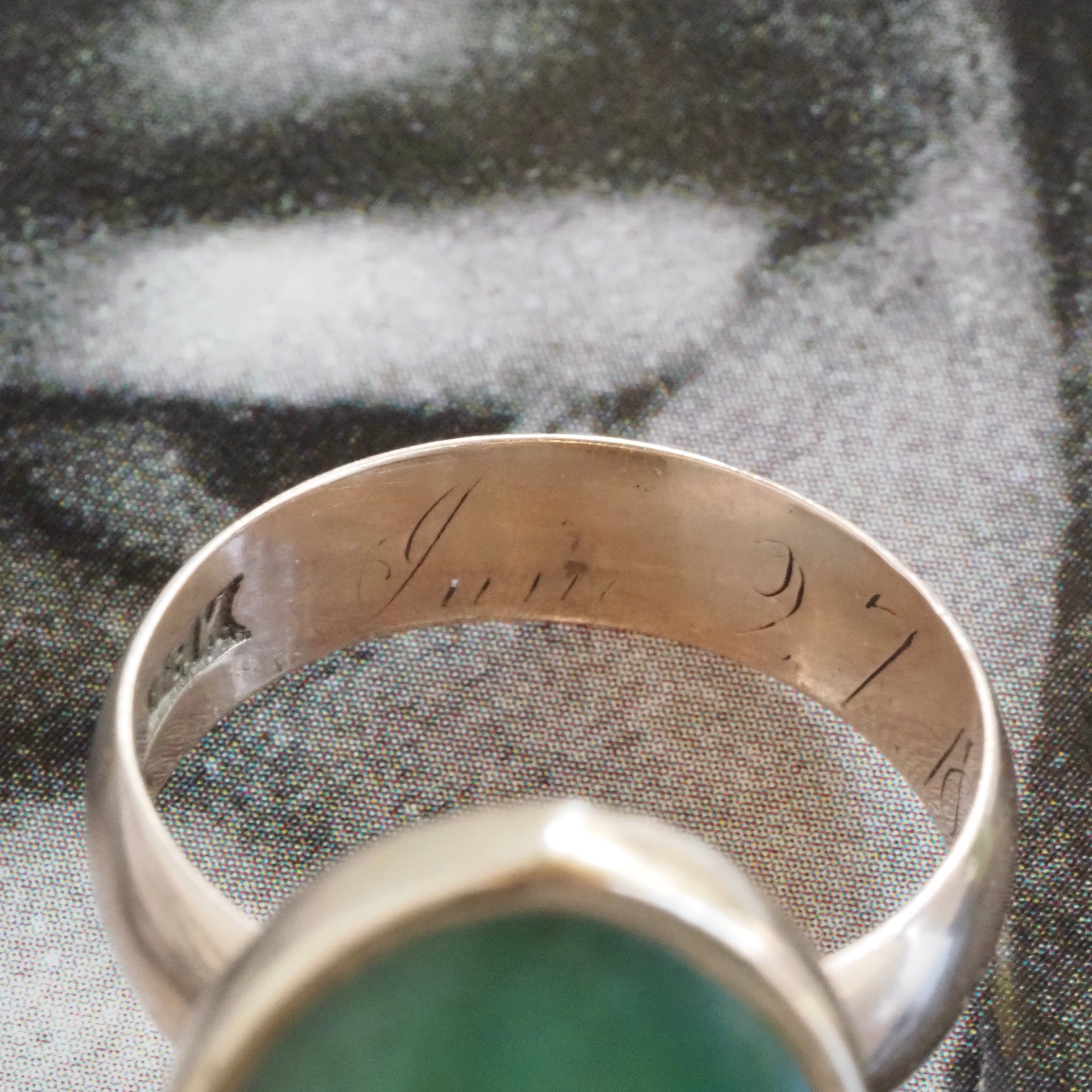 Vintage Jade Cabochon 14k Gold Ring with Antique Band