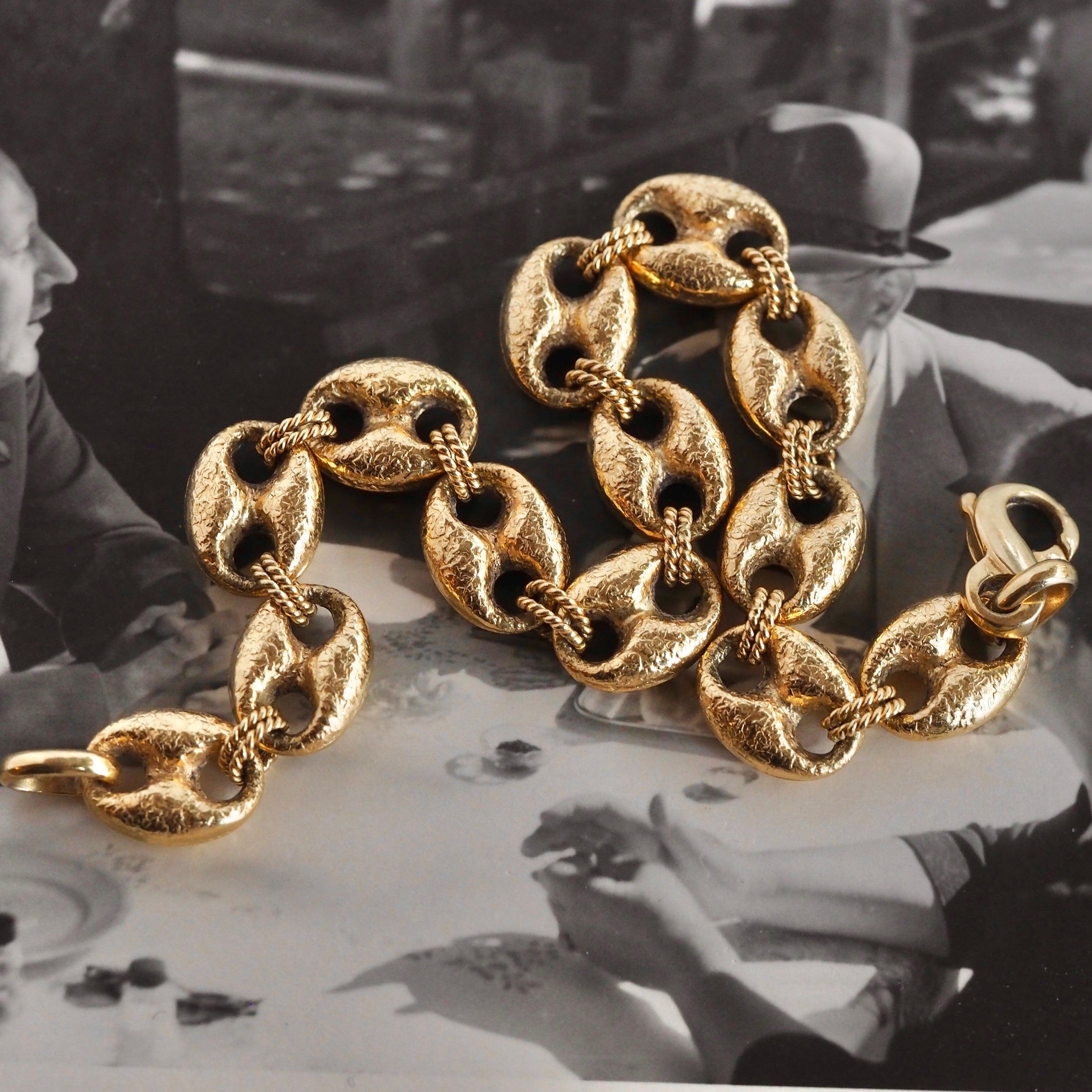 Vintage Portuguese 19k Gold Textured Puffy Mariner Link Bracelet