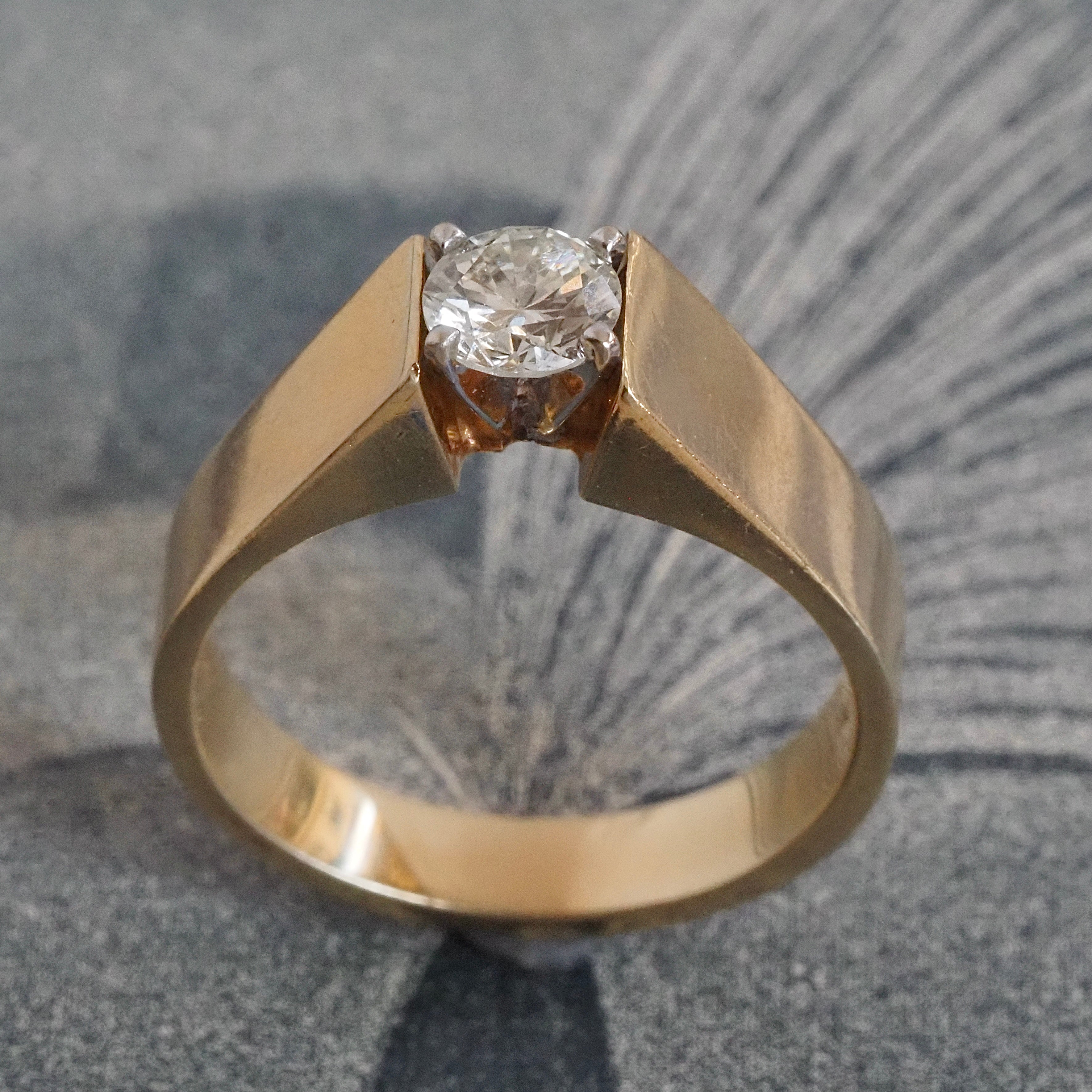 Vintage Modernist 14k Gold Diamond Solitaire Engagement Ring