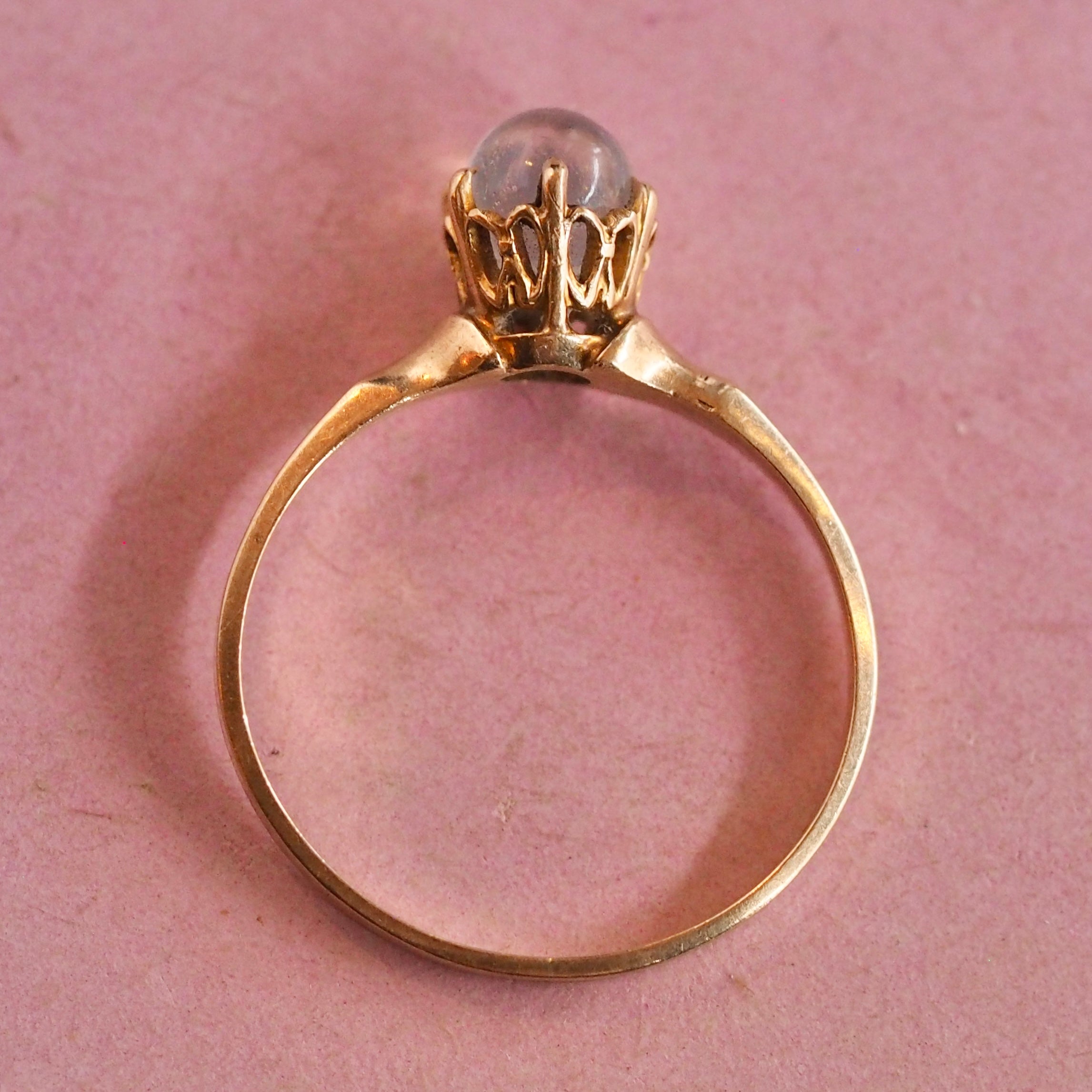 Antique Victorian 10k Gold Moonstone Sphere Ring