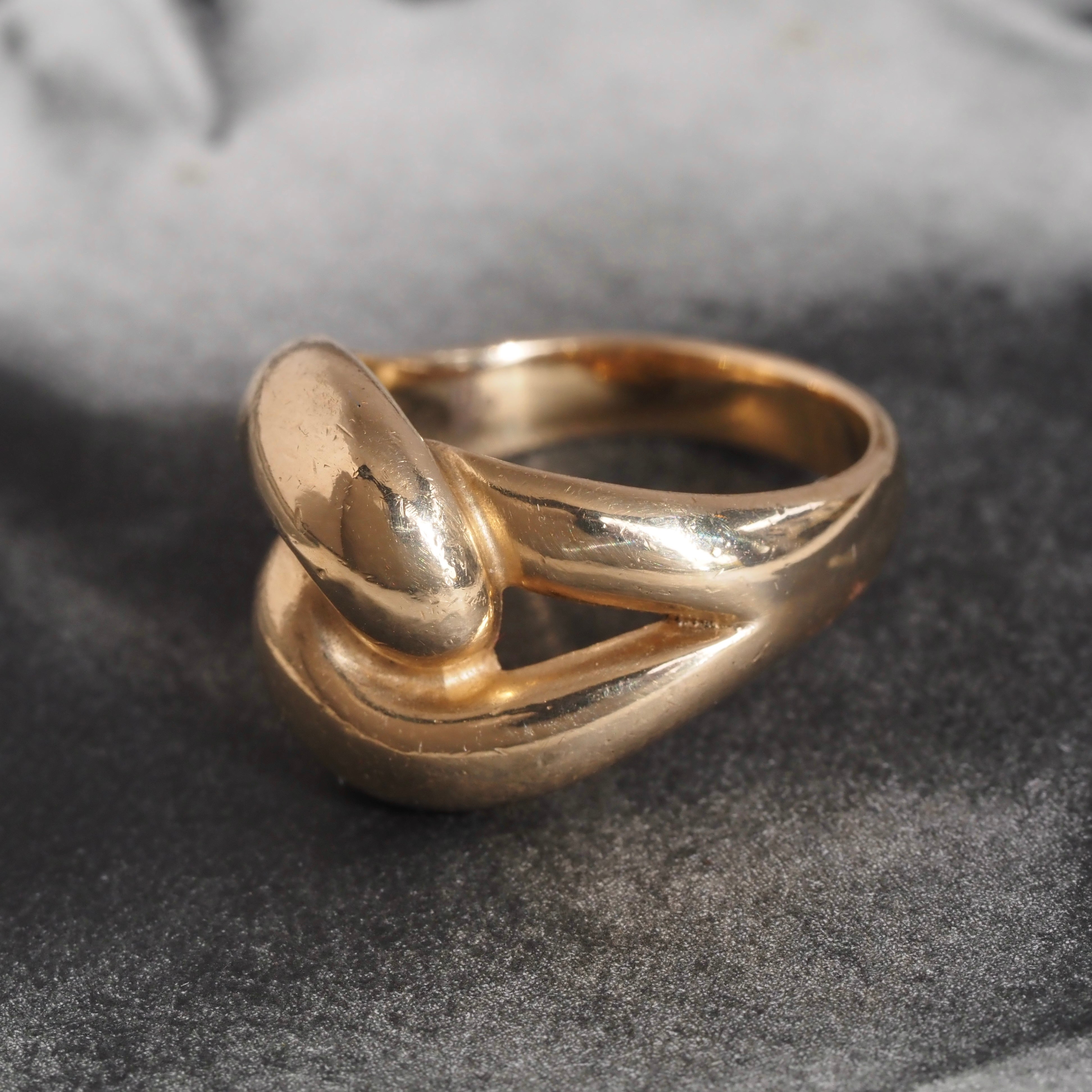 Vintage James Avery 14k Gold Large Knot Ring