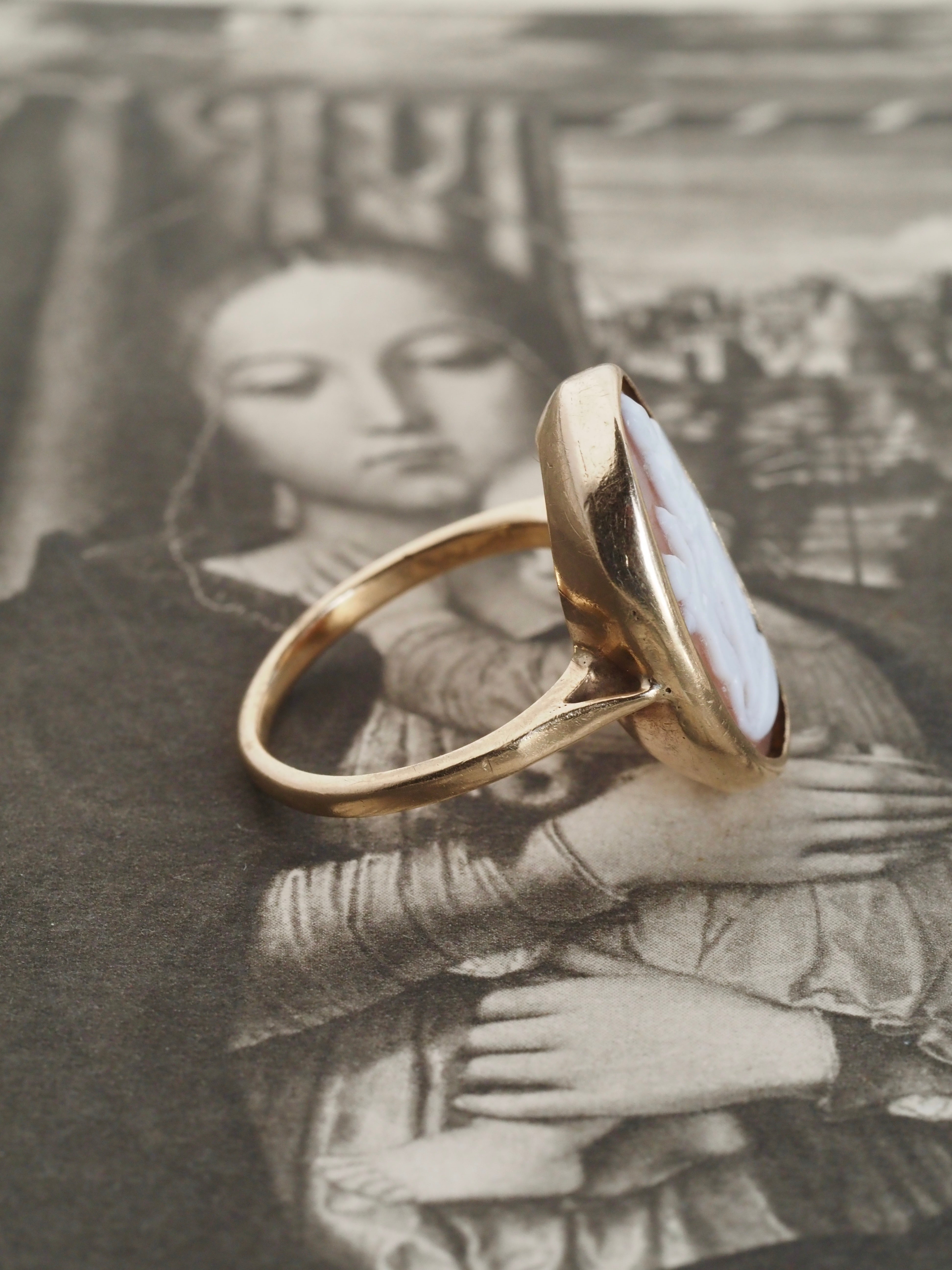 Antique Victorian 14k Gold Shell Cameo Ring