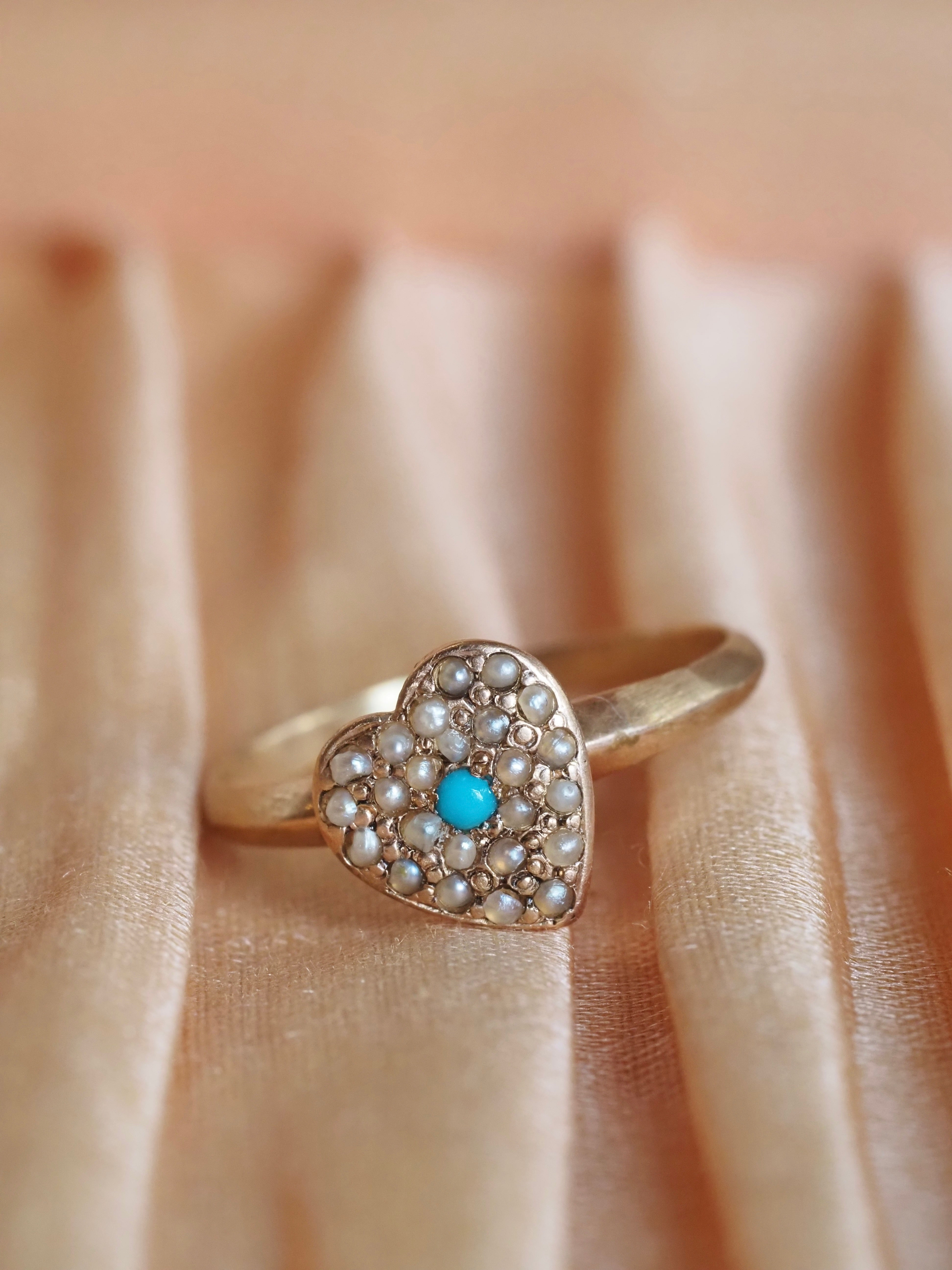 Vintage 10k Gold Turquoise & Seed Pearl Heart Ring