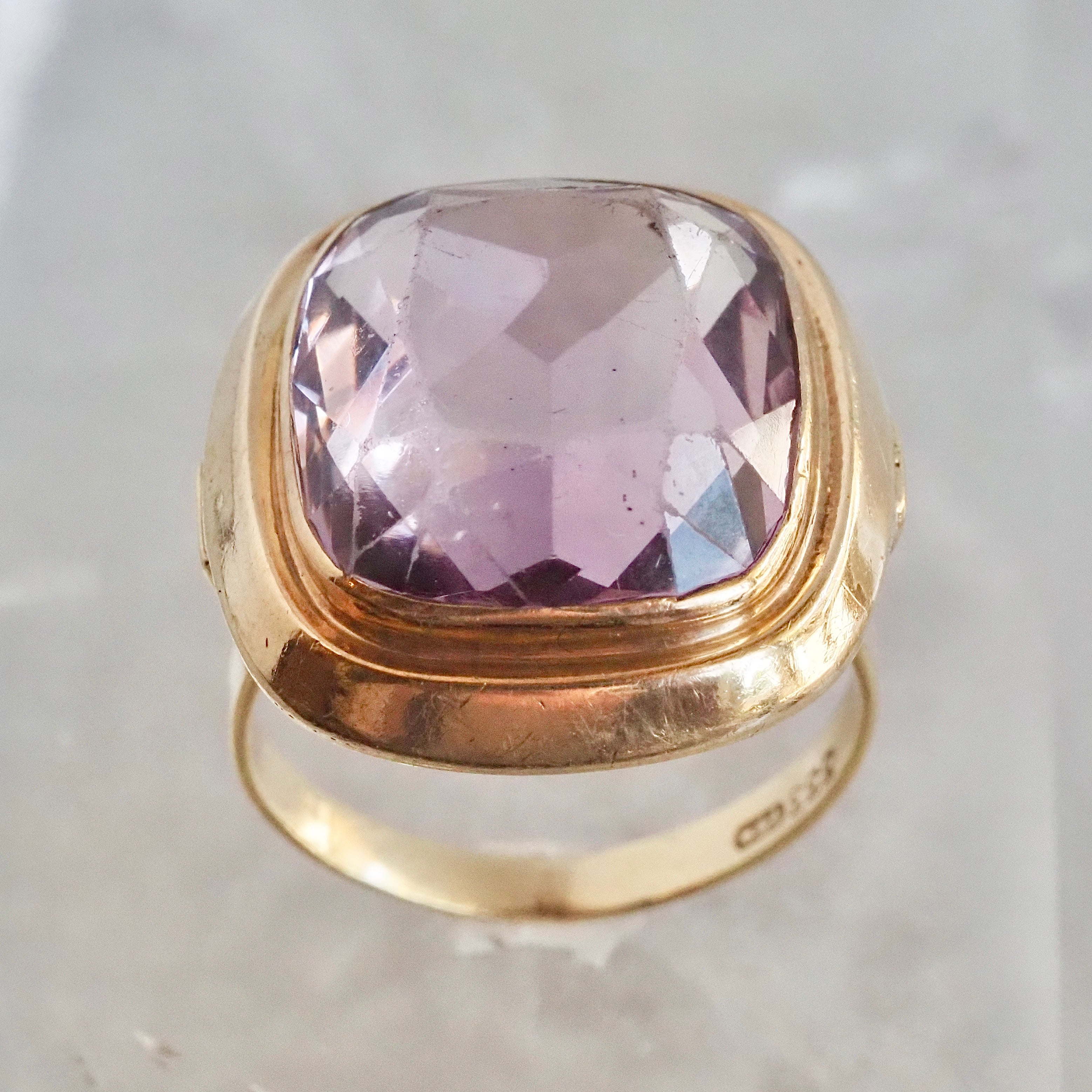 Vintage 1930s/1940s 8k Gold Amethyst Ring