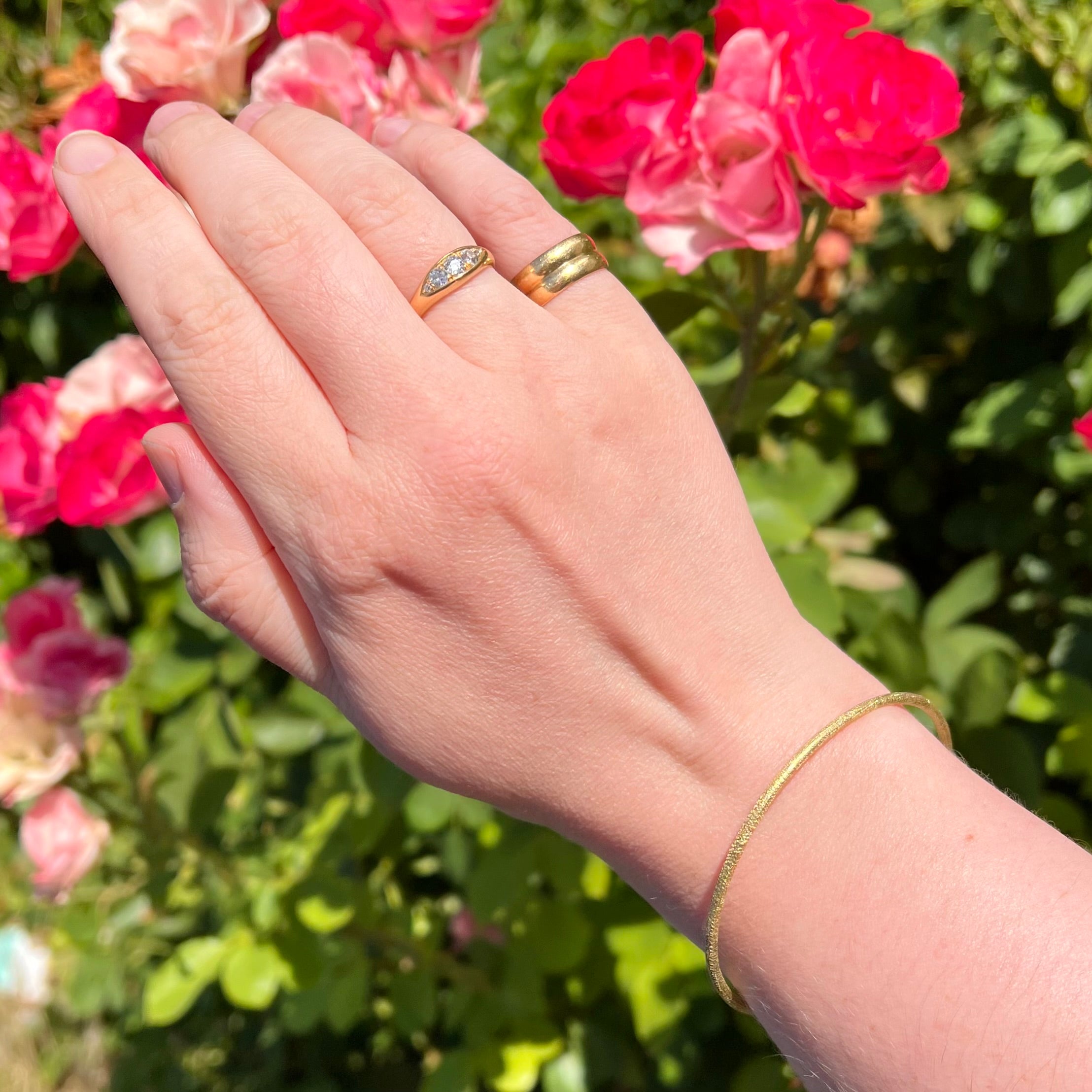 Vintage 18k Gold Textured Bangle