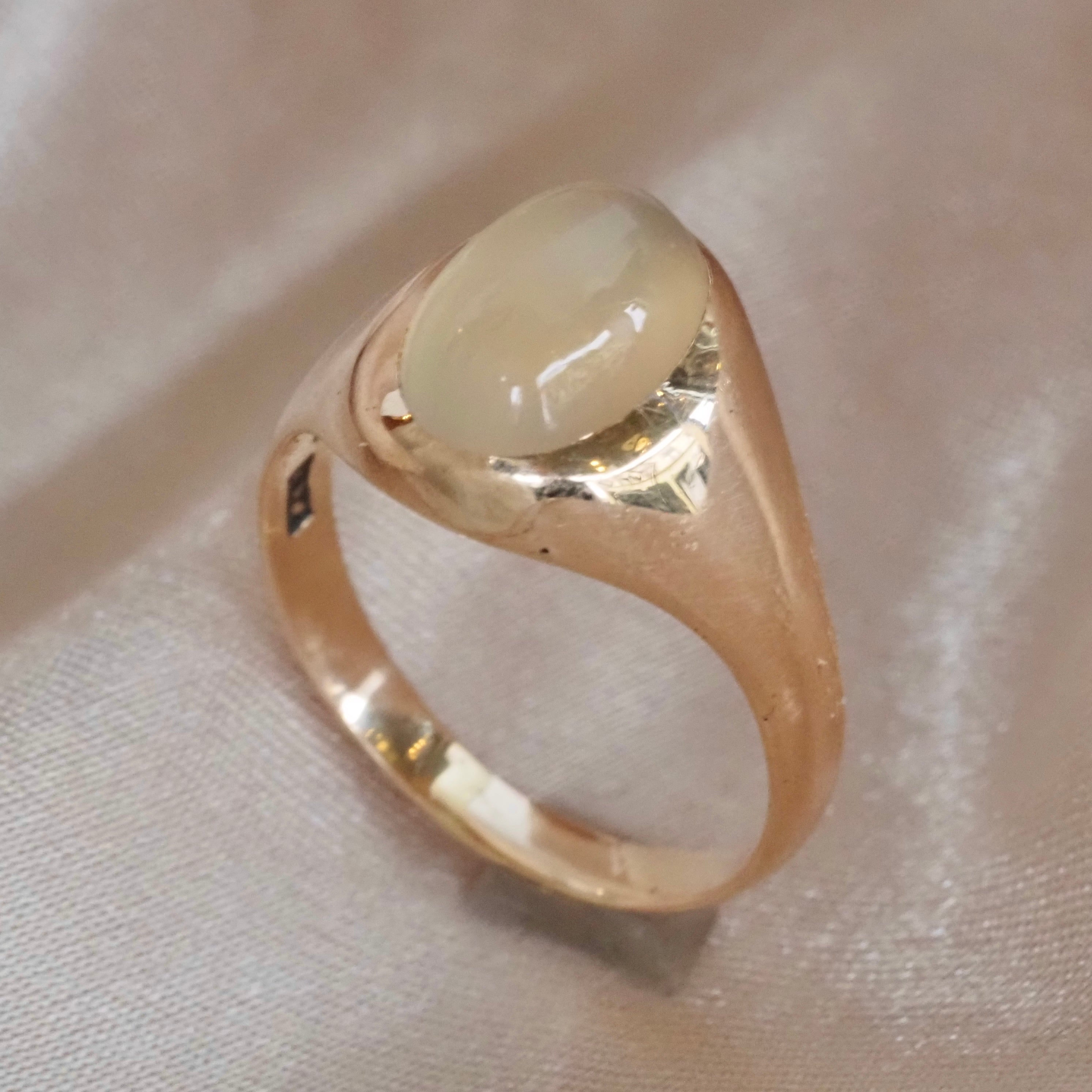 Antique Moonstone Signet 10k Gold Ring