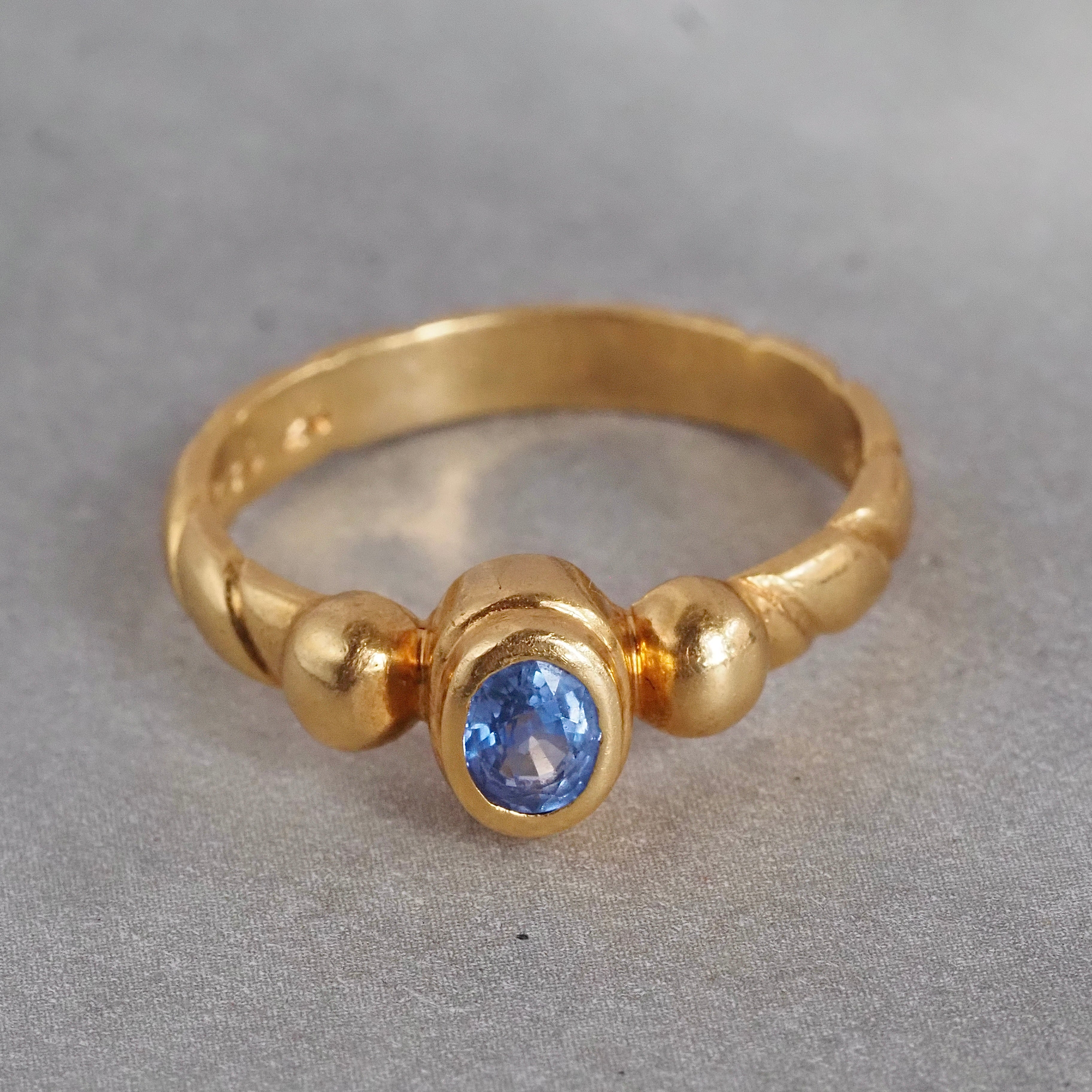 Vintage Sapphire Bezel Set 18k Gold Ring