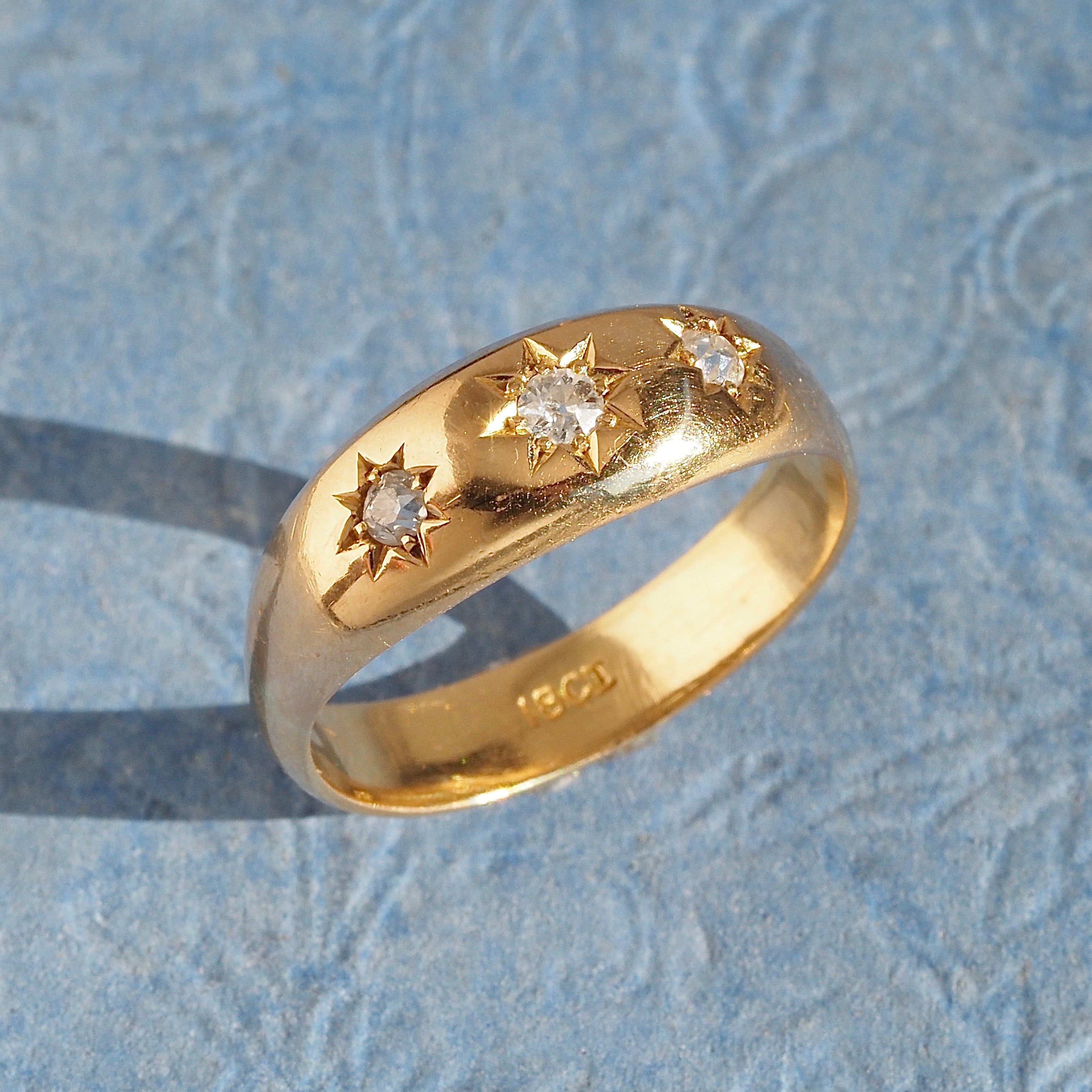 Antique English Starburst Flush Set Old Mine Cut Diamond Trilogy 18k Gold Ring