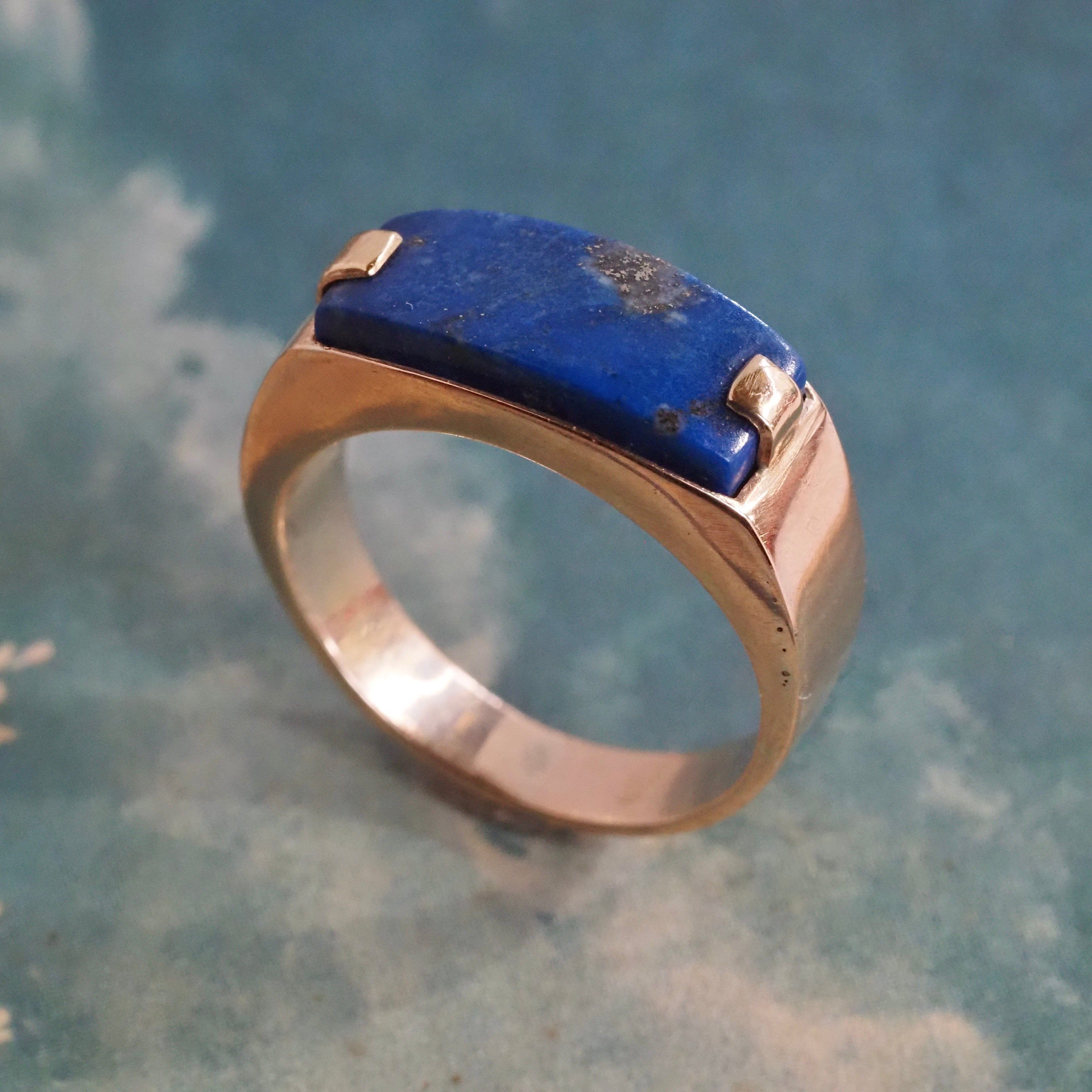 Vintage Lapis Saddle 14k Gold Ring
