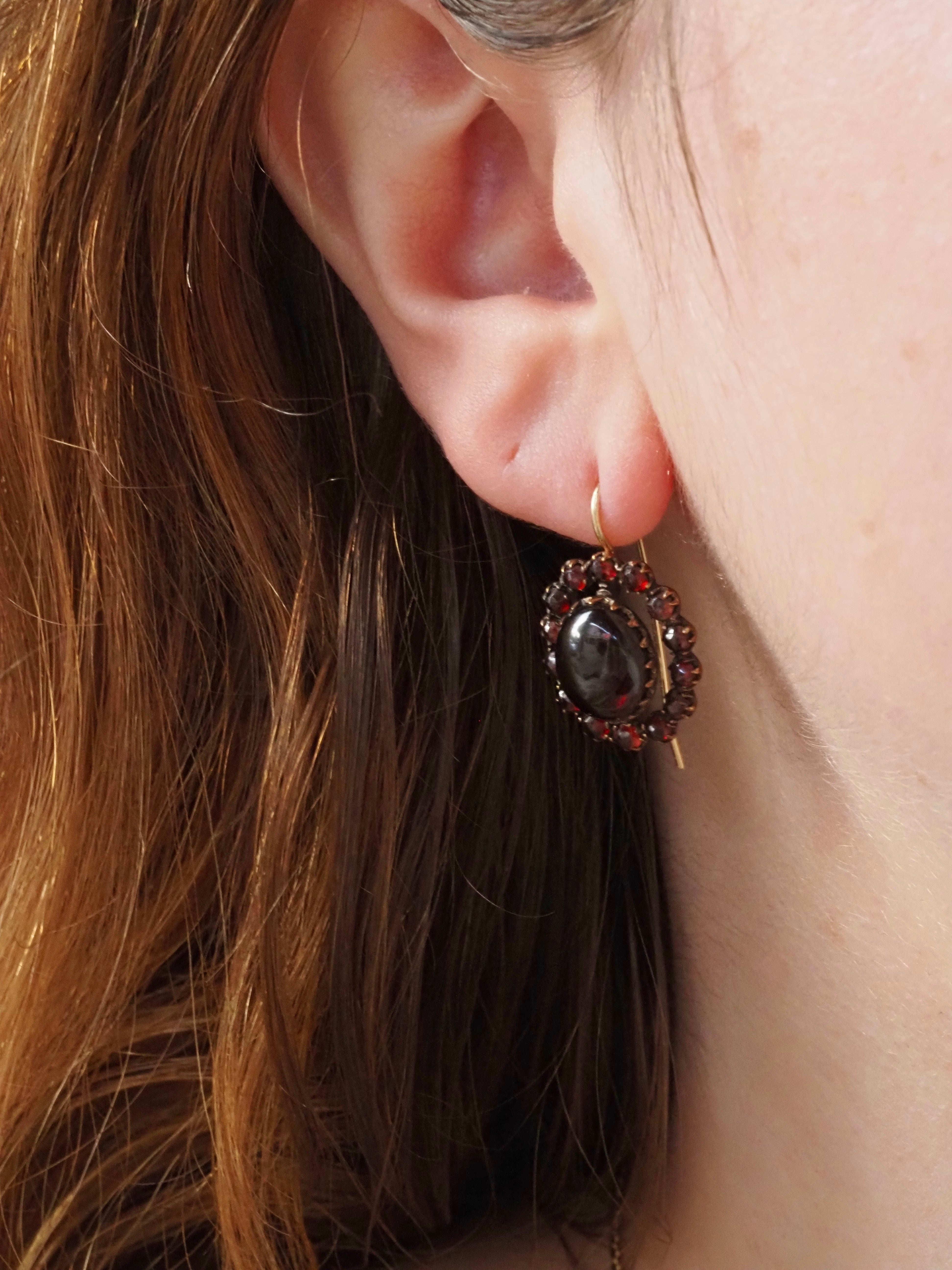 Antique Garnet 14k Gold Earrings