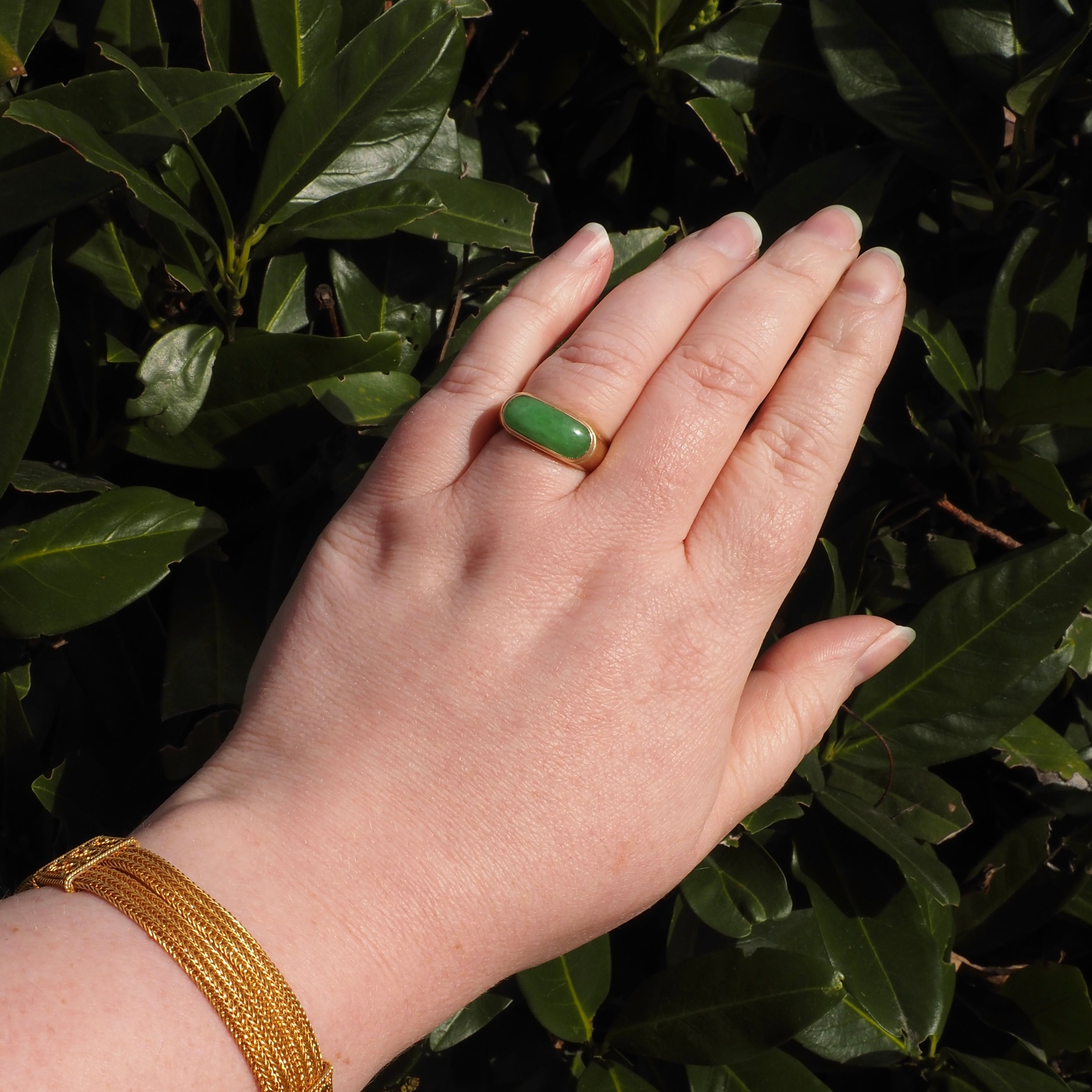 Vintage 14k Gold Jade Saddle Ring