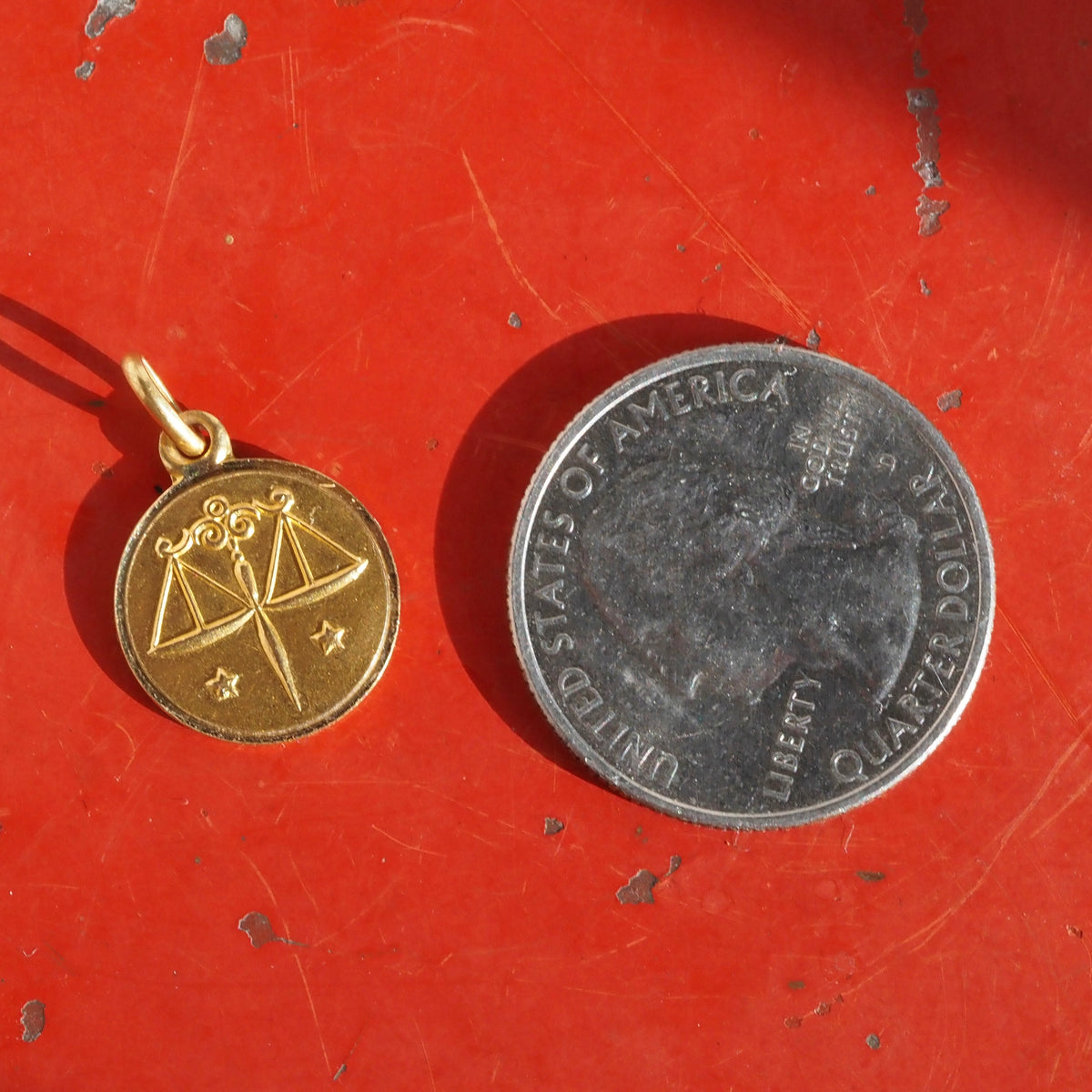 Vintage Italian Libra 18k Gold Zodiac Charm