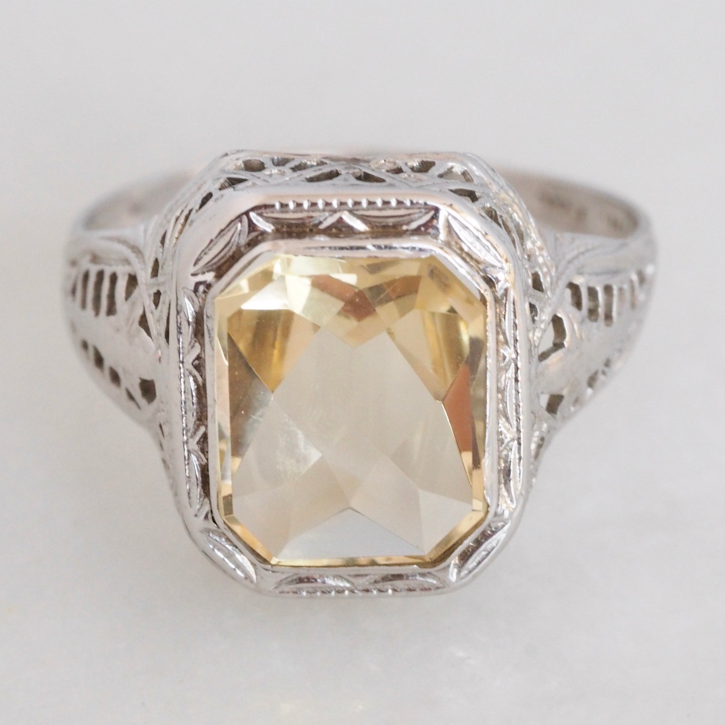 Antique Art Deco 14k White Gold Filigree Buff Cut Citrine Ring