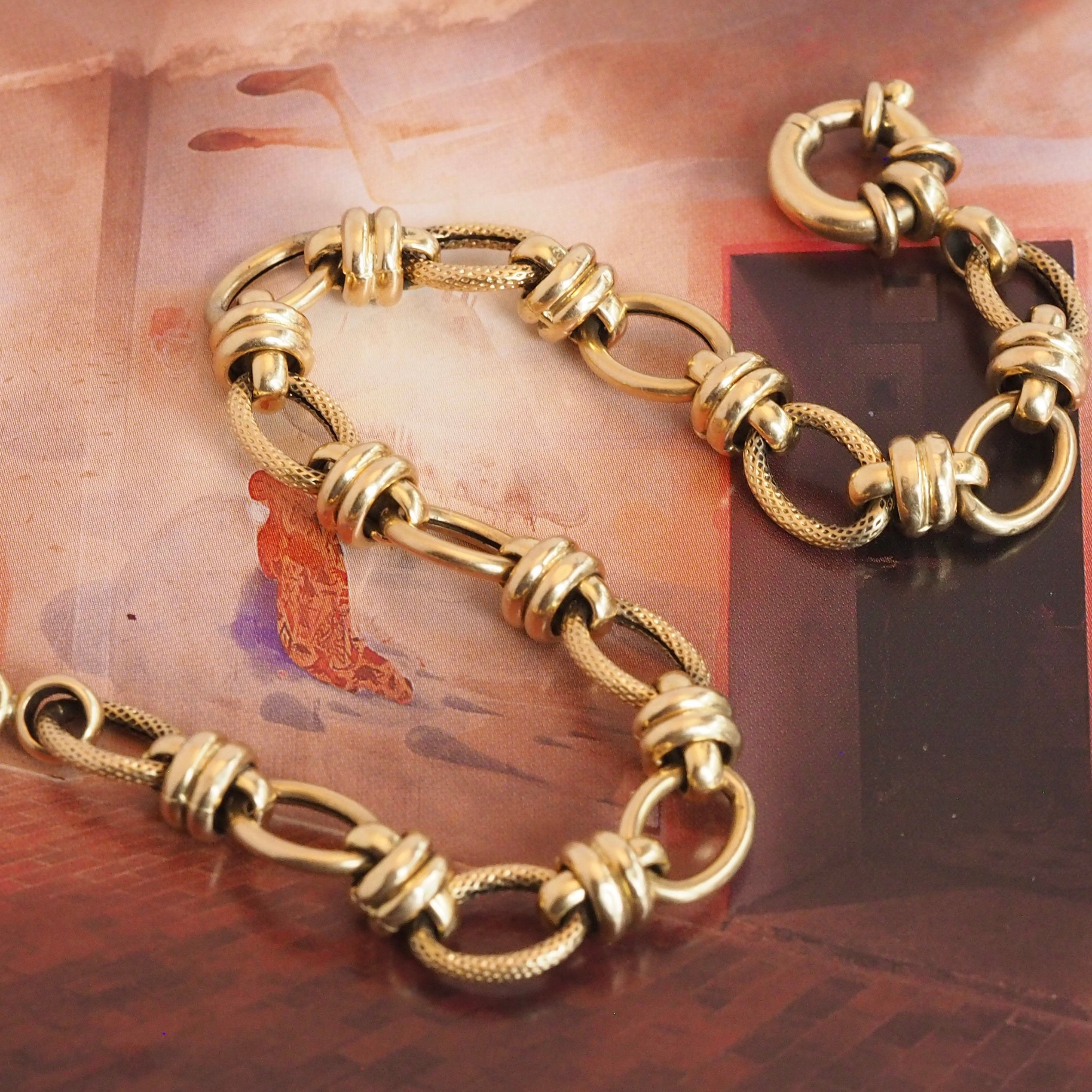Vintage Portuguese 19k Gold Textured Oval Ornate Link Bracelet