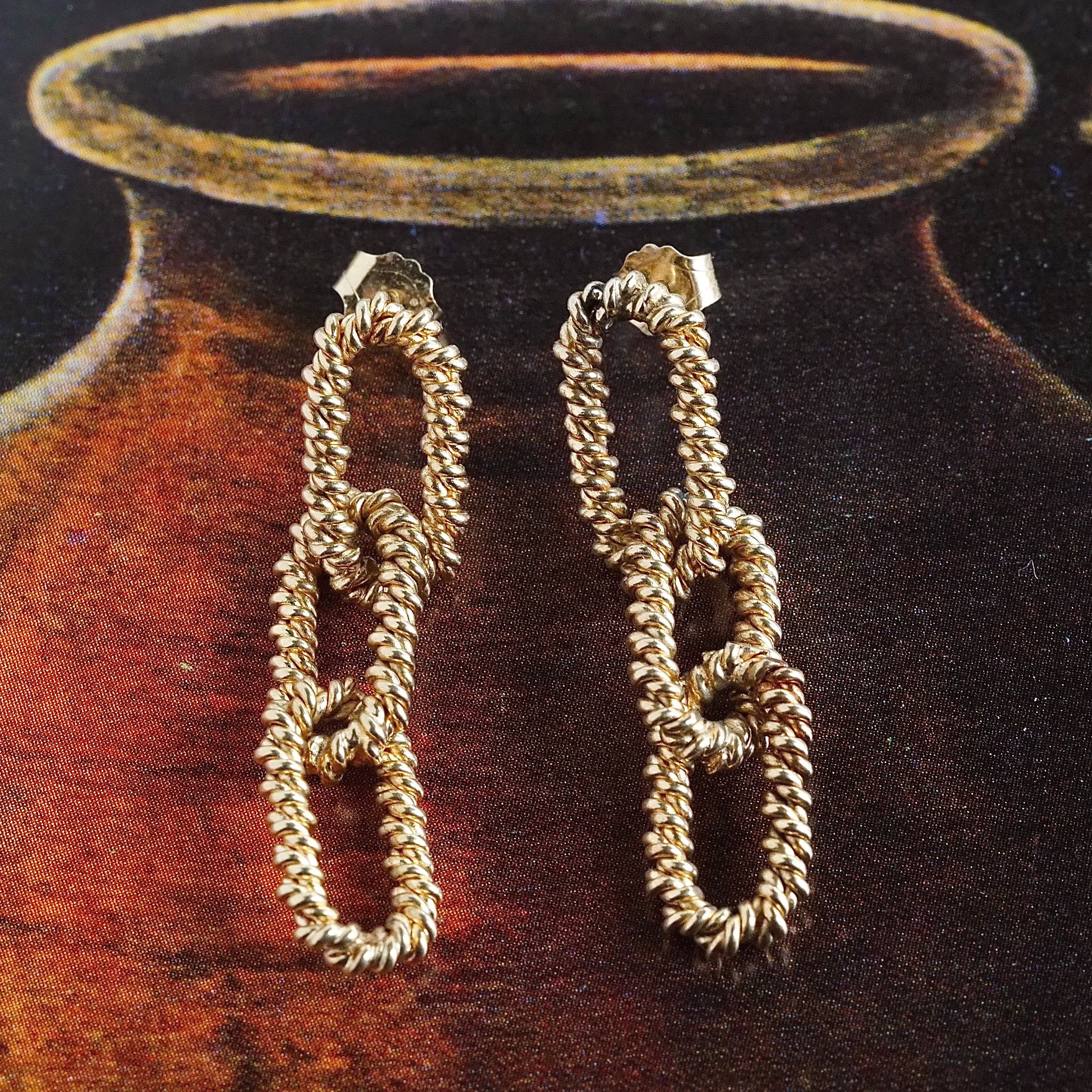 Vintage Solid 14k Gold Twisted Link Chain Earrings