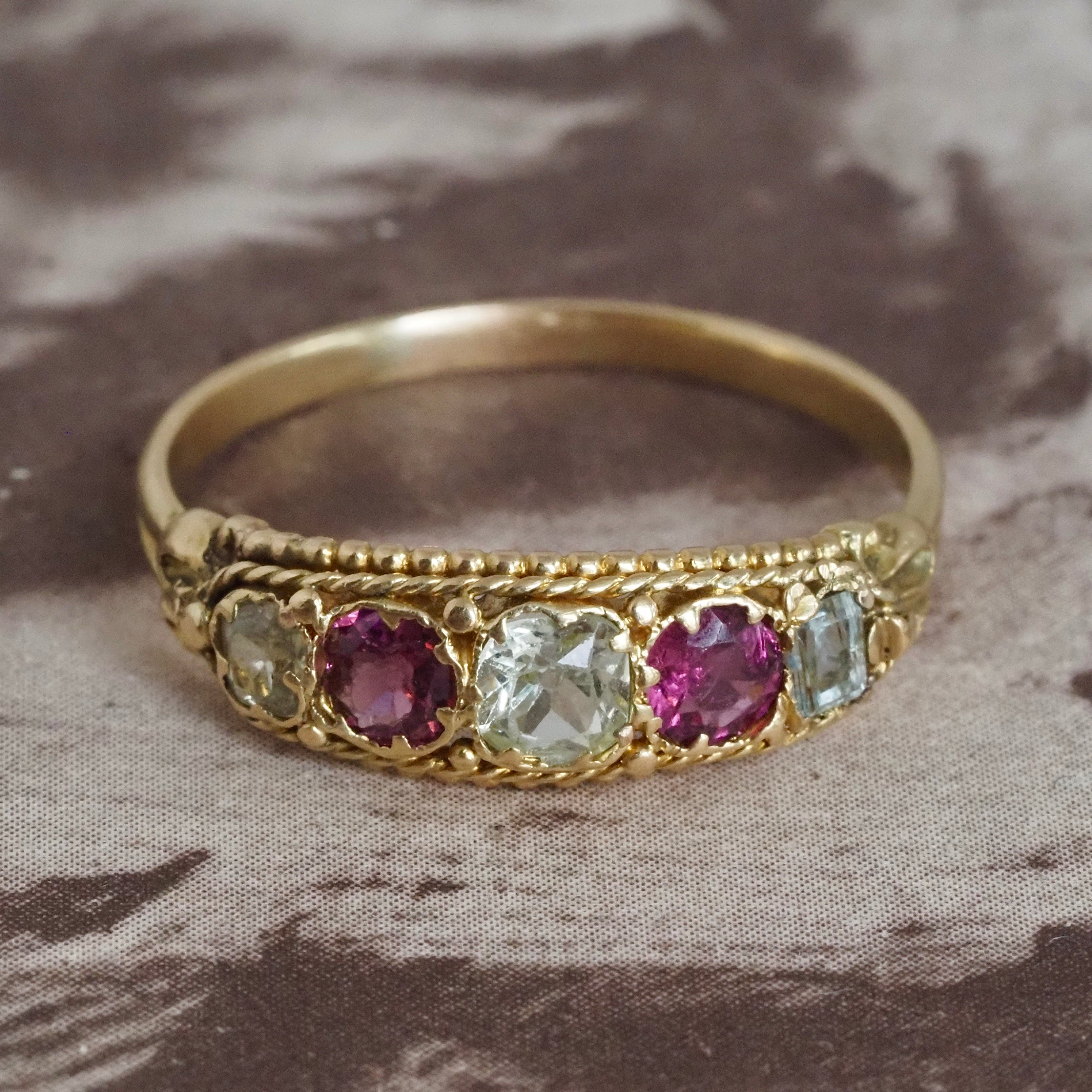 Antique Victorian Five Stone Chrysoberyl Garnet Emerald 18k Gold Ring