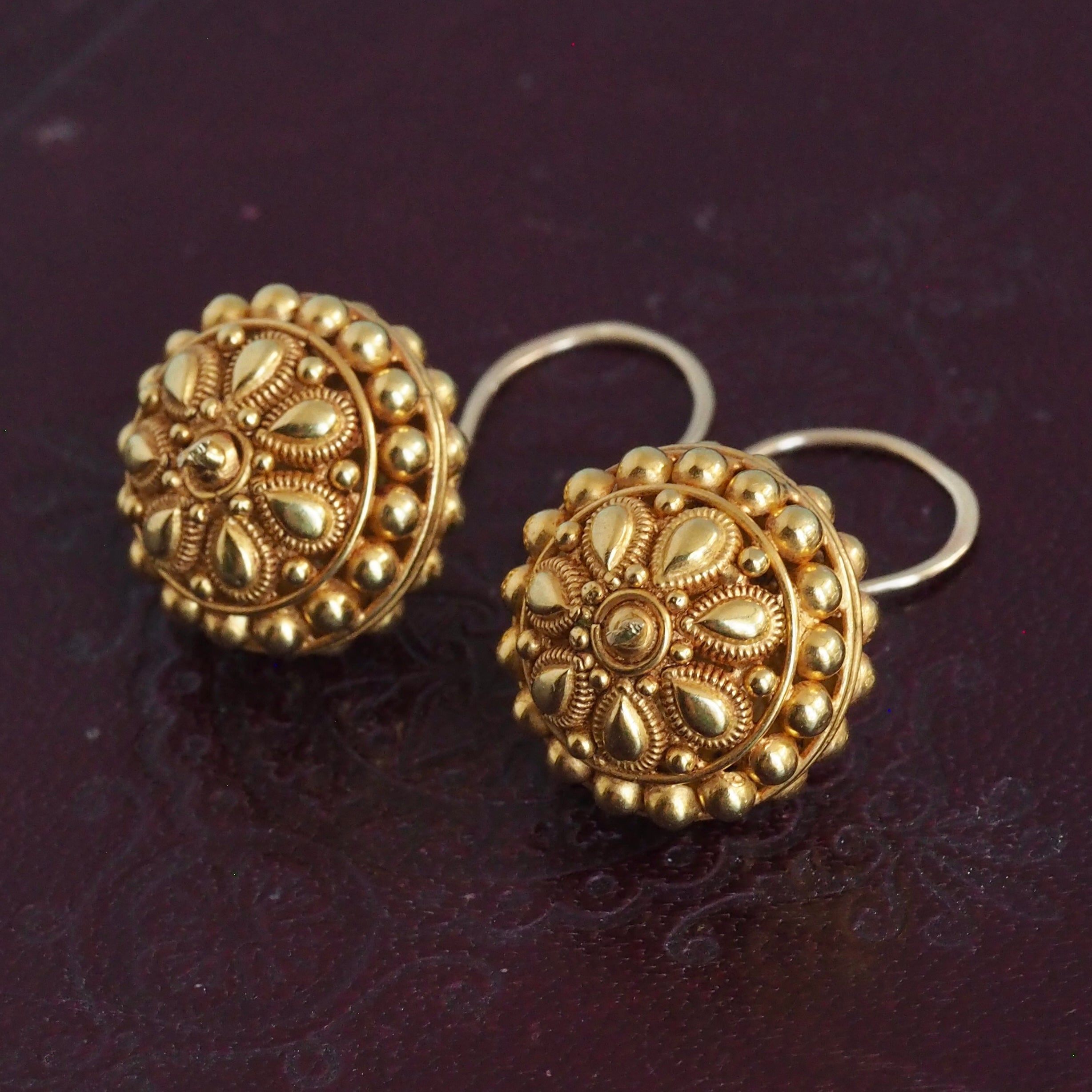 Vintage Indian 18k Gold Cannetille Ball Earrings