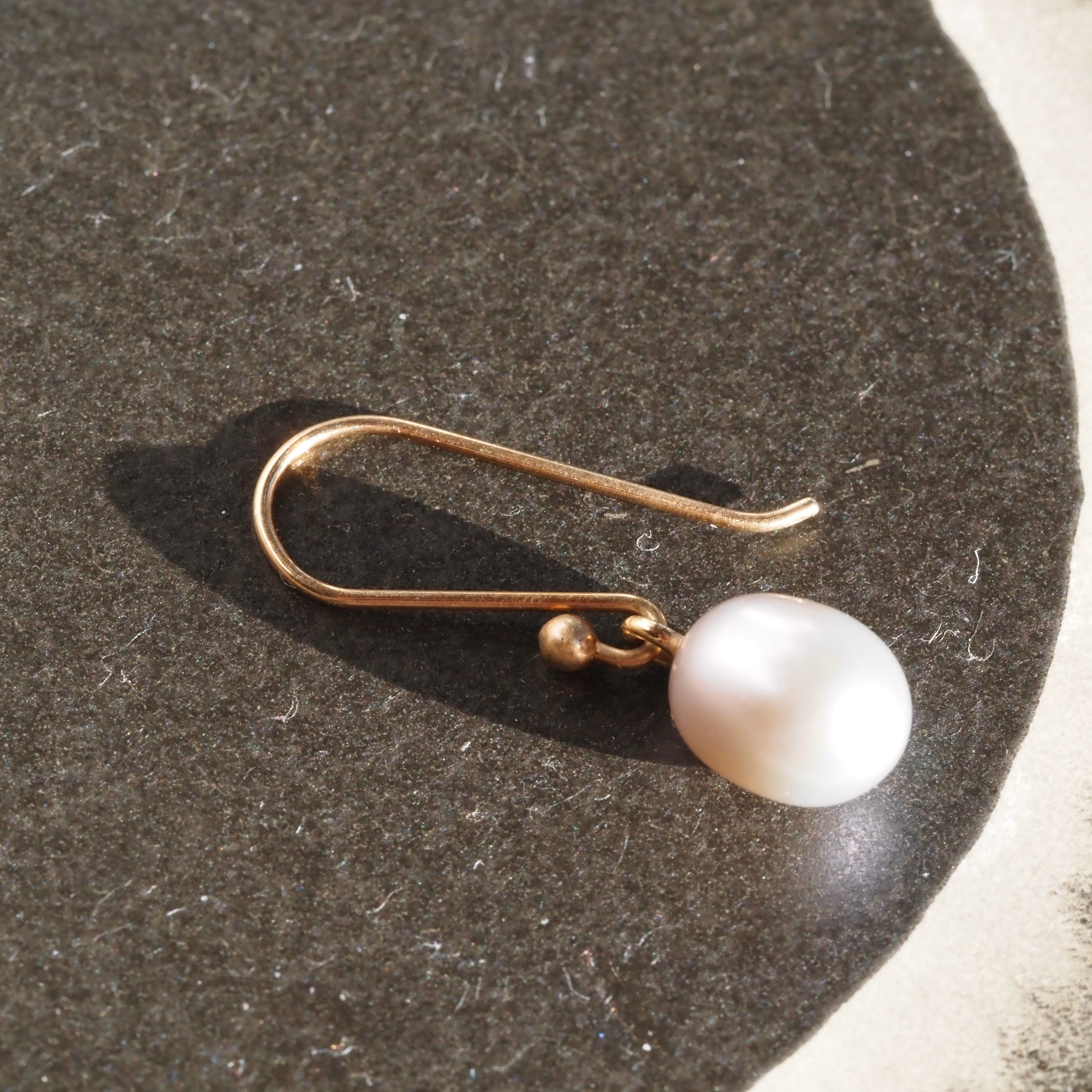 Vintage 14k Gold Pearl Drop Earrings