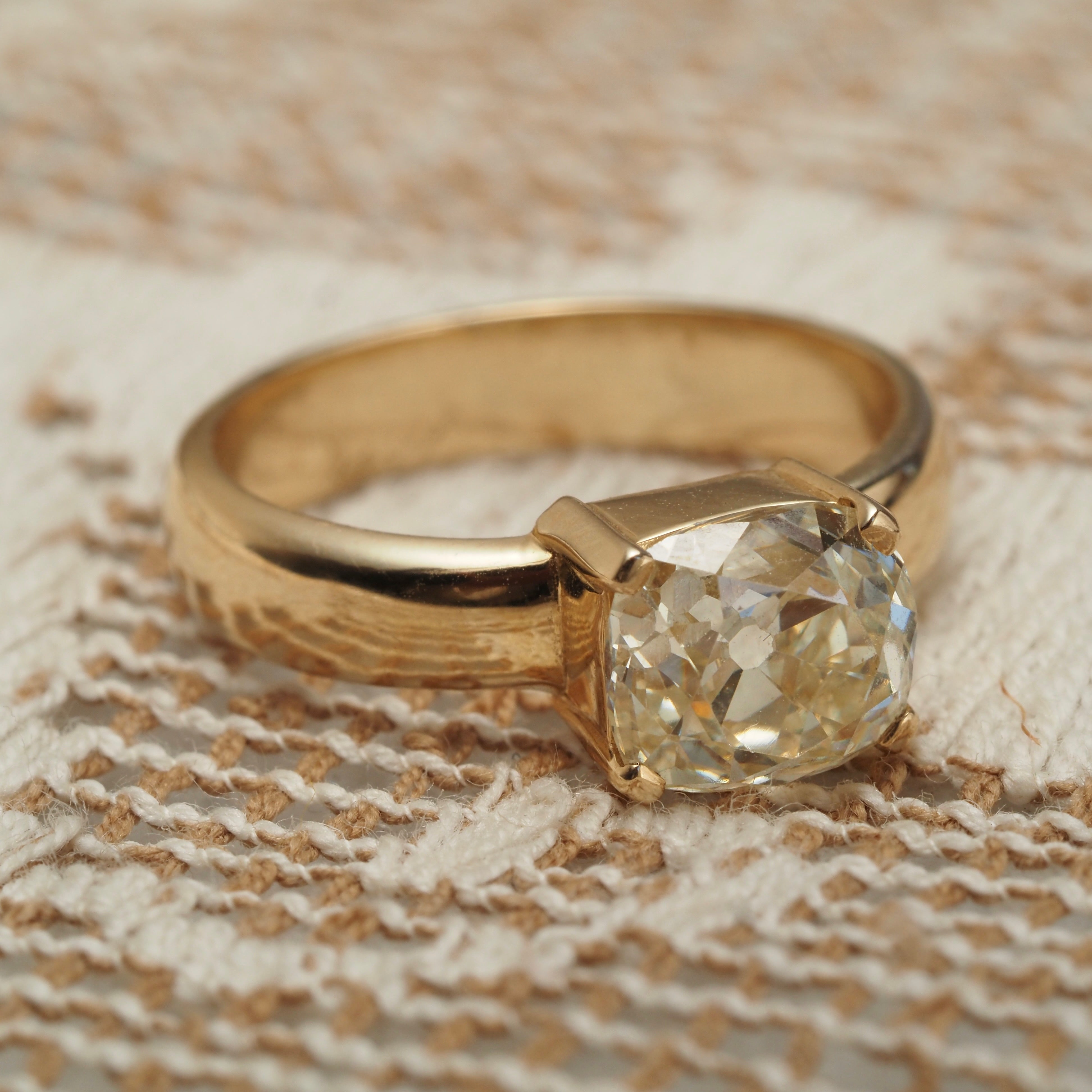 Antique 2ct Old Mine Cut Cushion Diamond in 14k Gold Engagement Ring