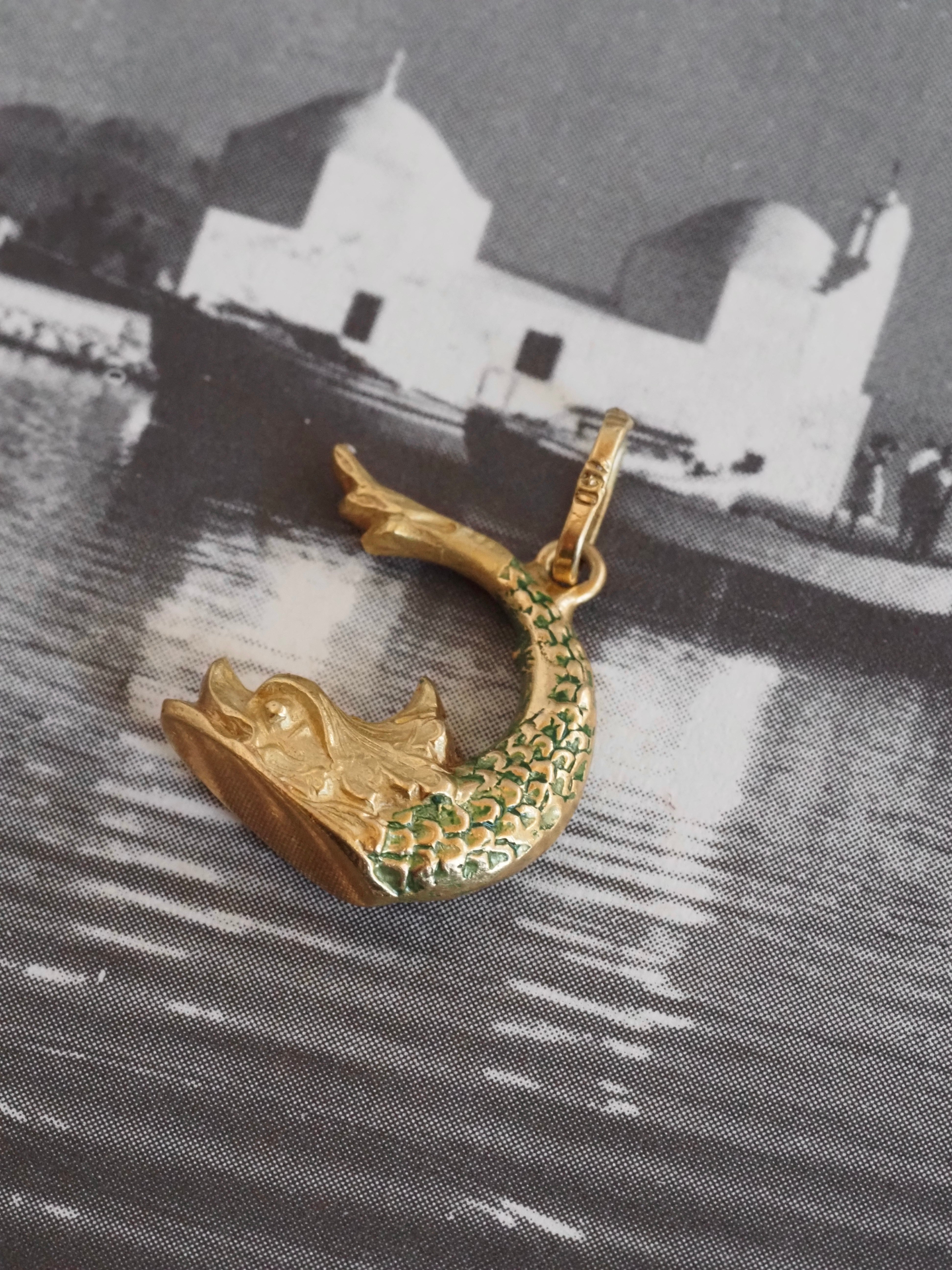 Vintage Greek 18k Gold & Enamel Fish Charm