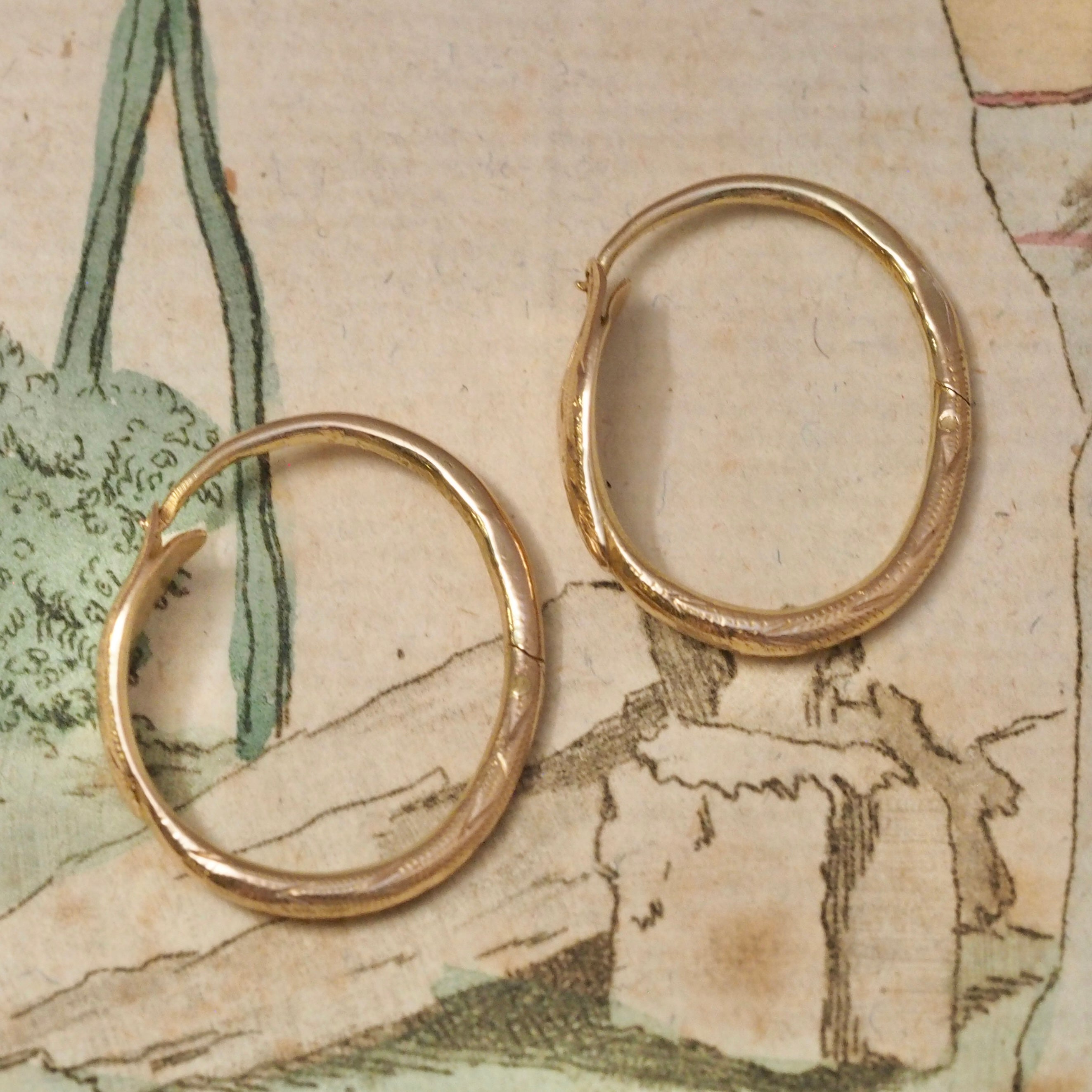 Vintage 14k Gold Ouroboros Hoops