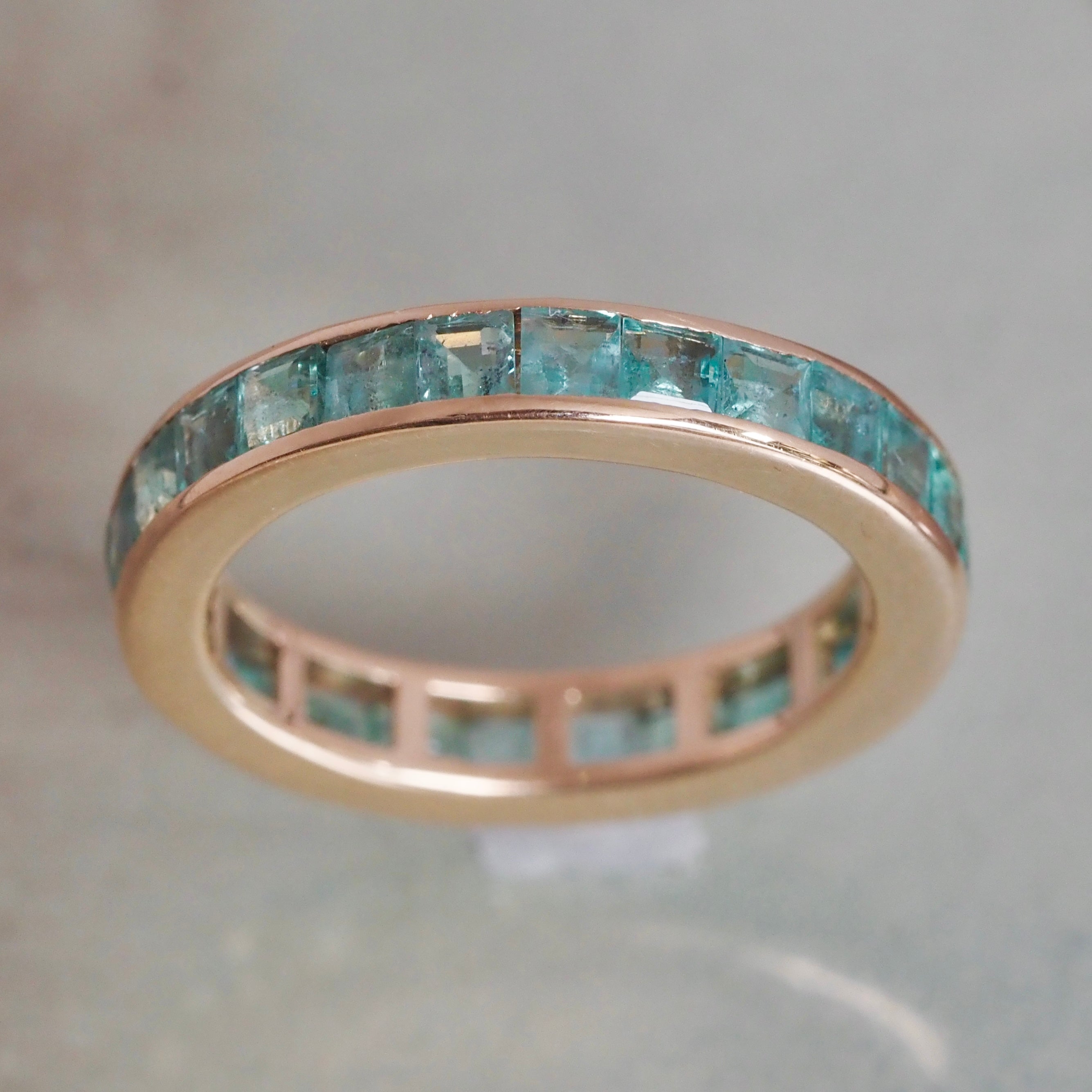 Vintage 14k Gold Emerald Eternity Band