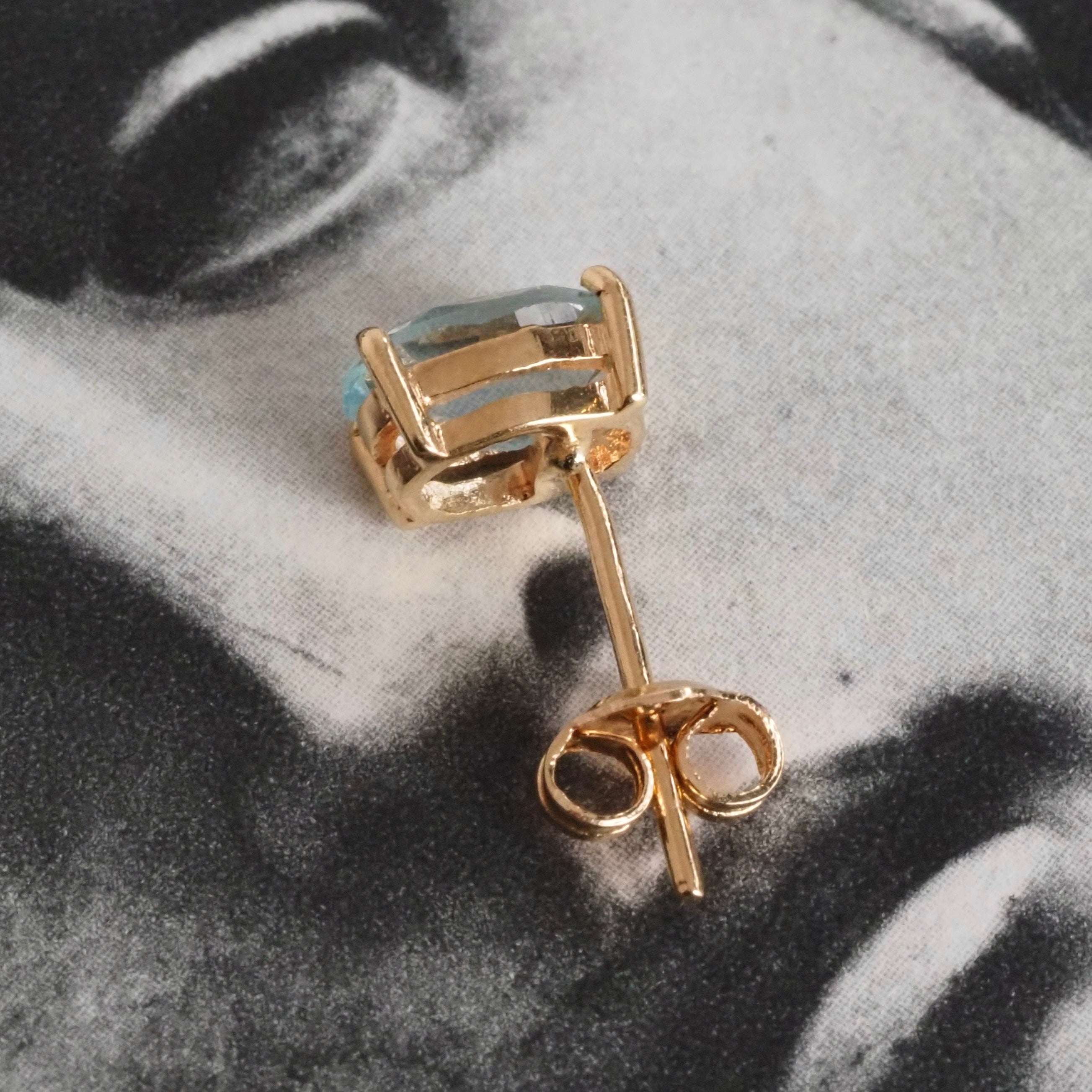 Vintage Aquamarine 14k Gold Stud Earrings