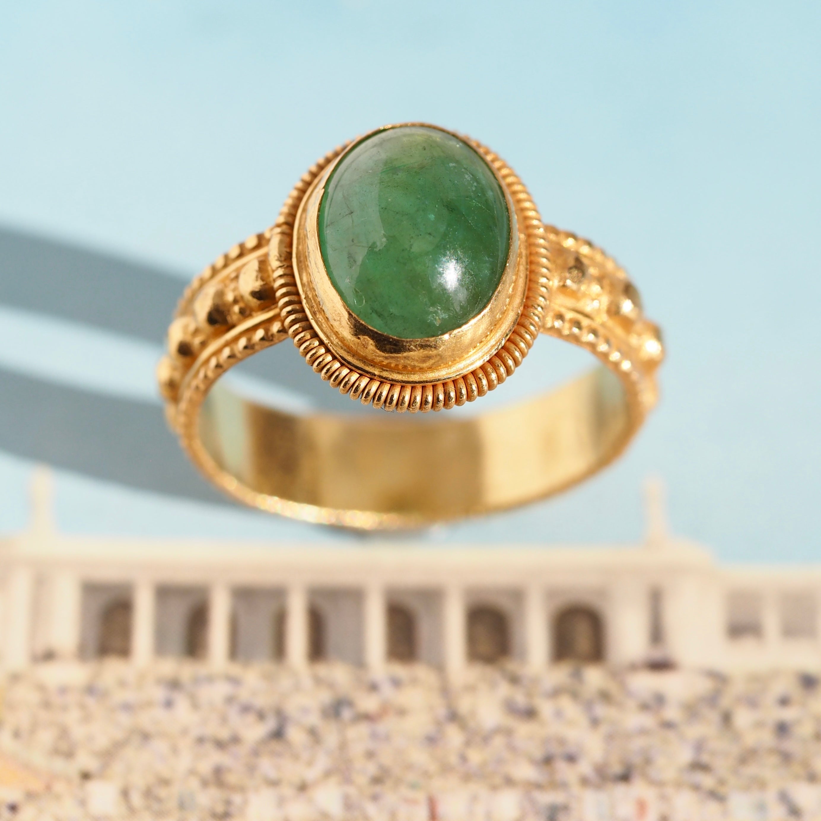 Vintage 22k Gold Cabachon Emerald Ring