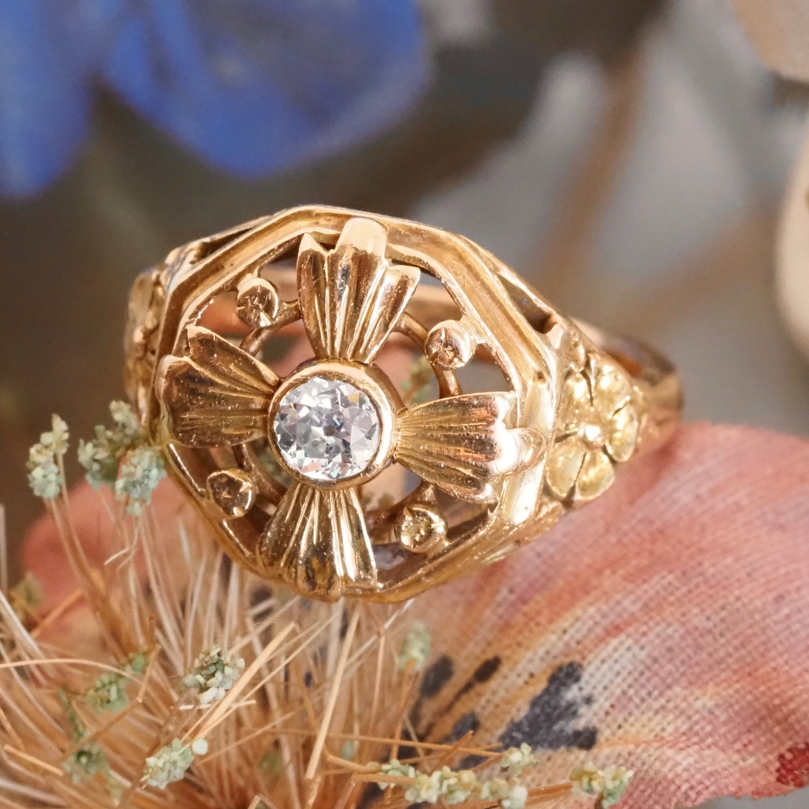 Art Nouveau Old Mine Cut Diamond 18k Gold Floral Ring