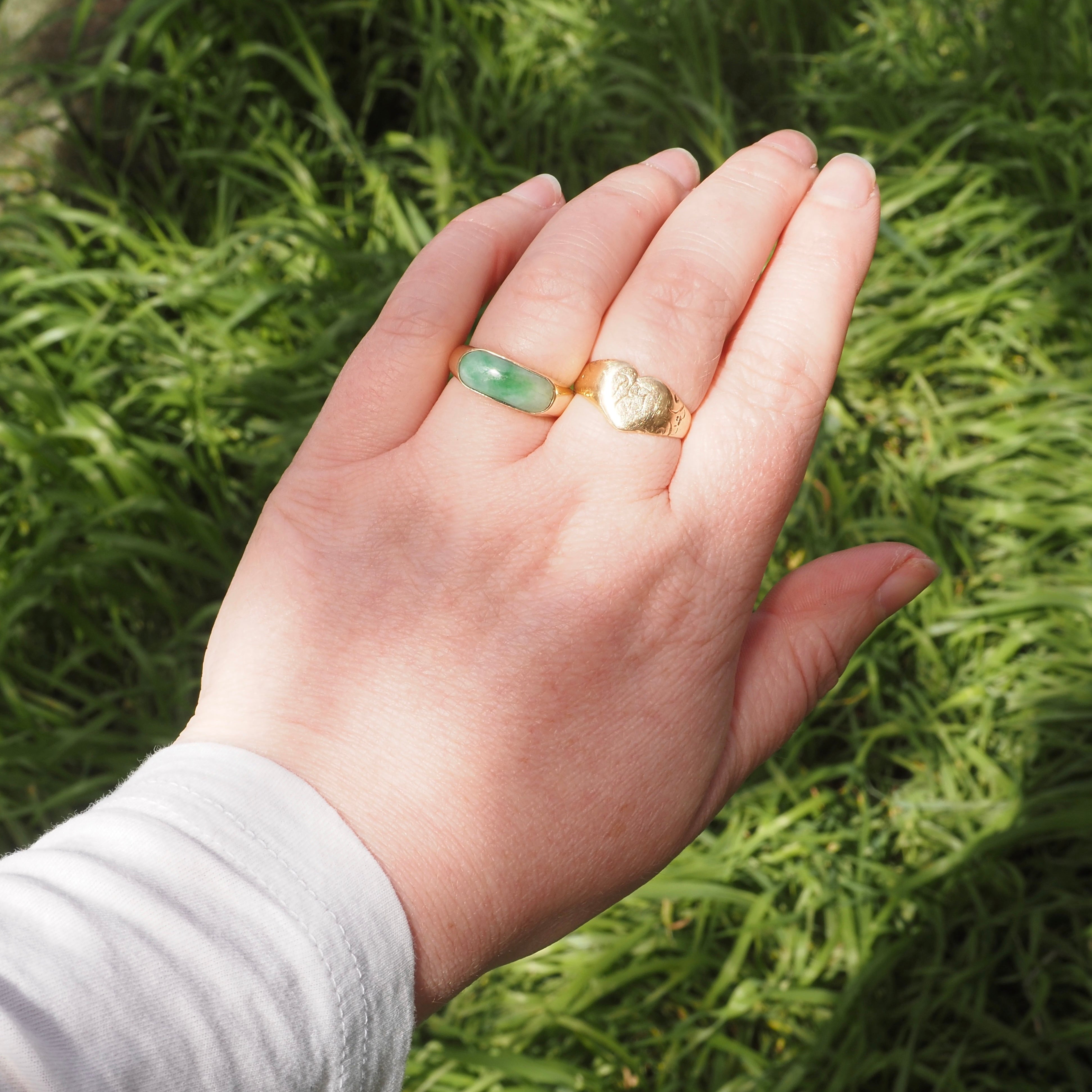 Vintage Moss In Snow Jade Saddle 14k Gold Ring