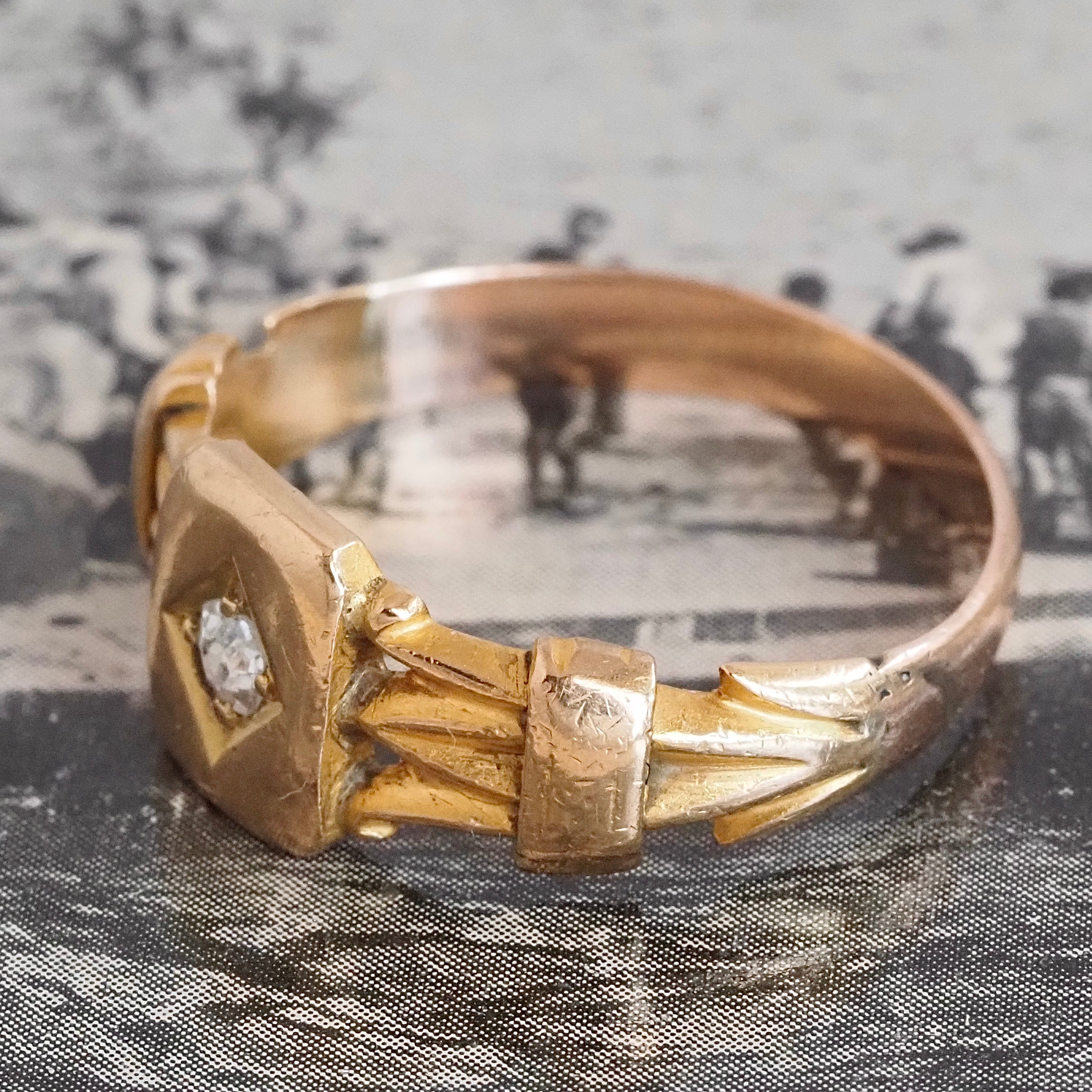 Antique Old Mine Cut Diamond 18k Gold Ornate Signet Ring