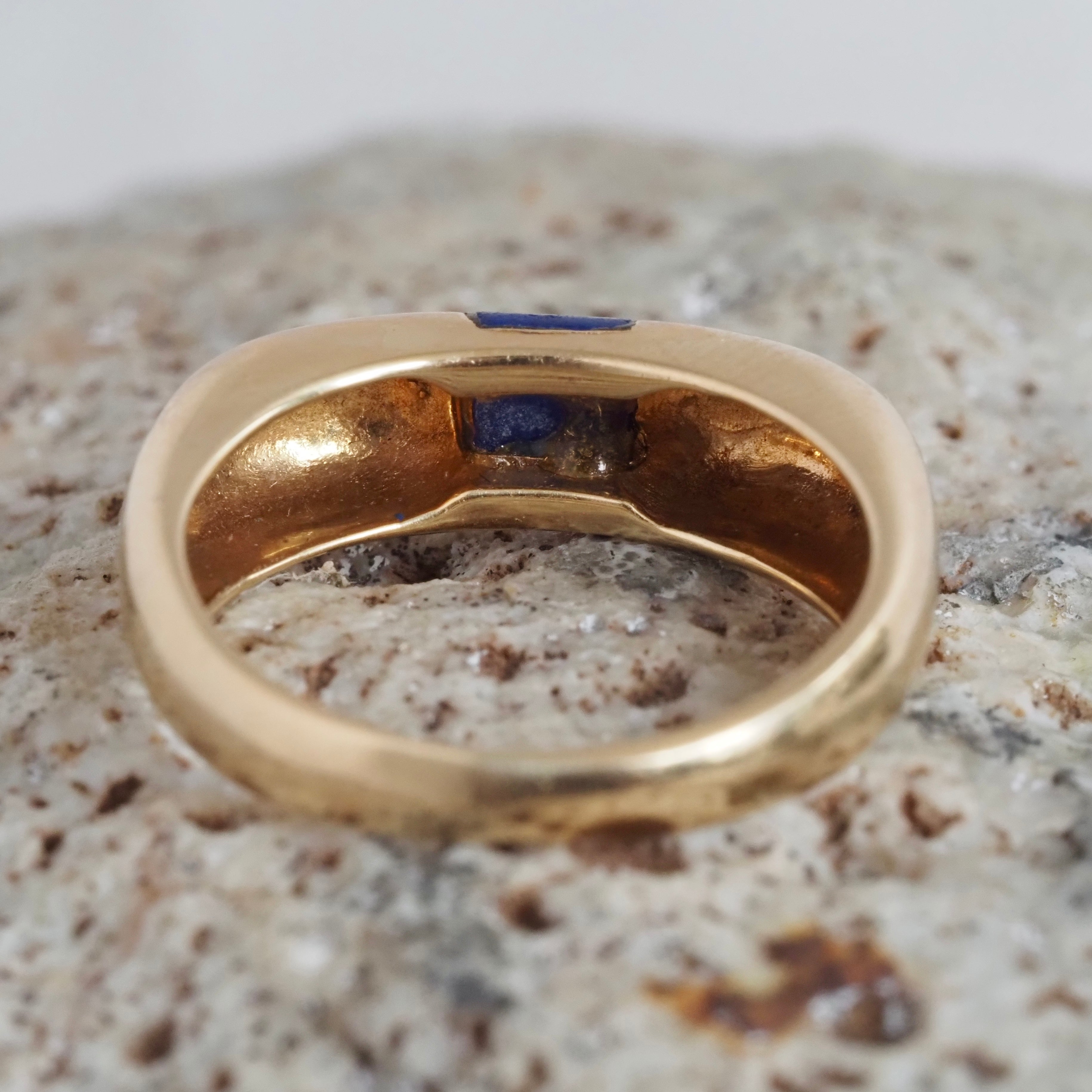 Vintage Modernist 14k Gold Lapis Inlay Ring