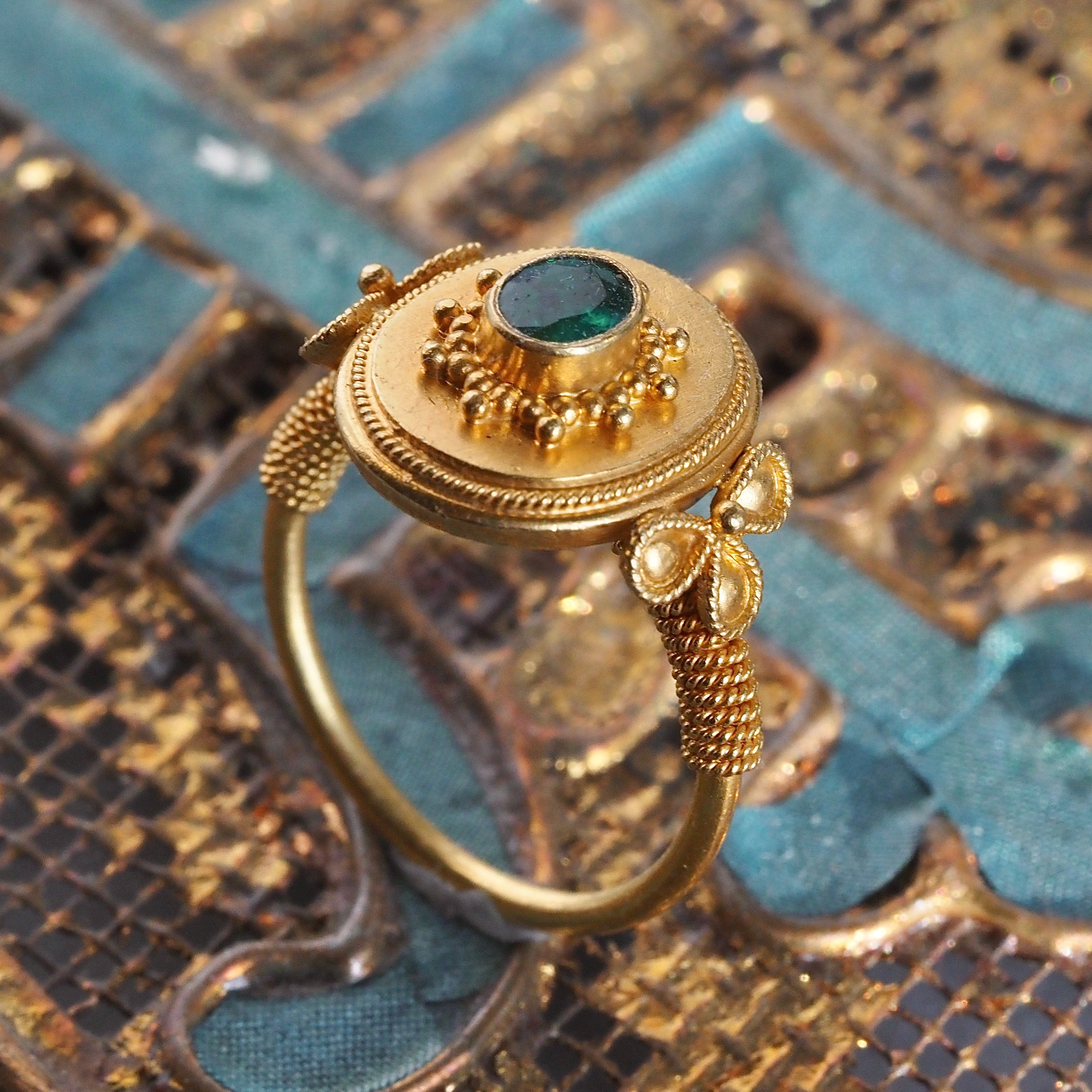 Vintage Greek Ancient Style 22k Gold Emerald Ring