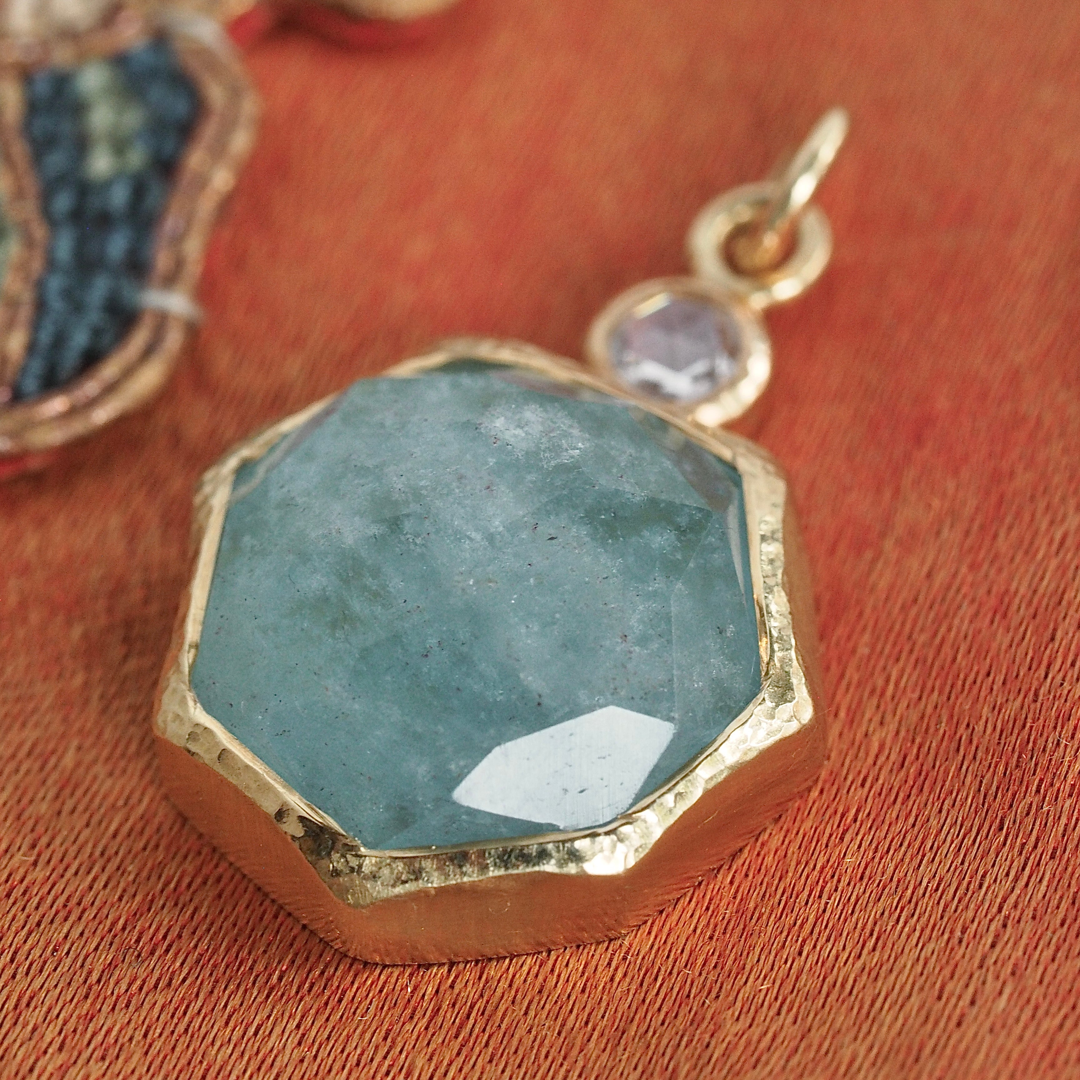 18k Gold Aquamarine and Rose Cut Diamond Pendant