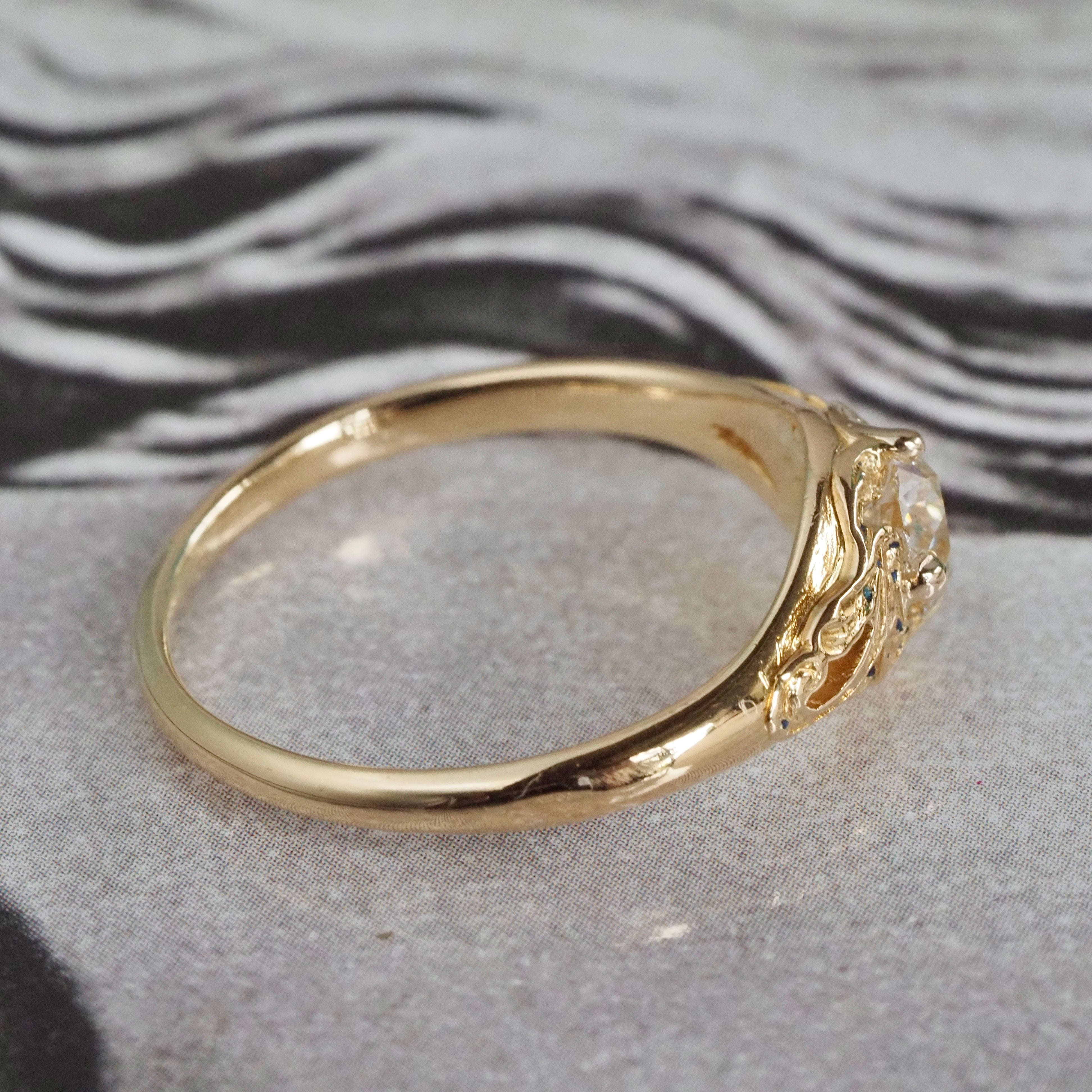 Vintage Victorian Style Old Mine Cut Diamond 18k Gold Engagement Ring