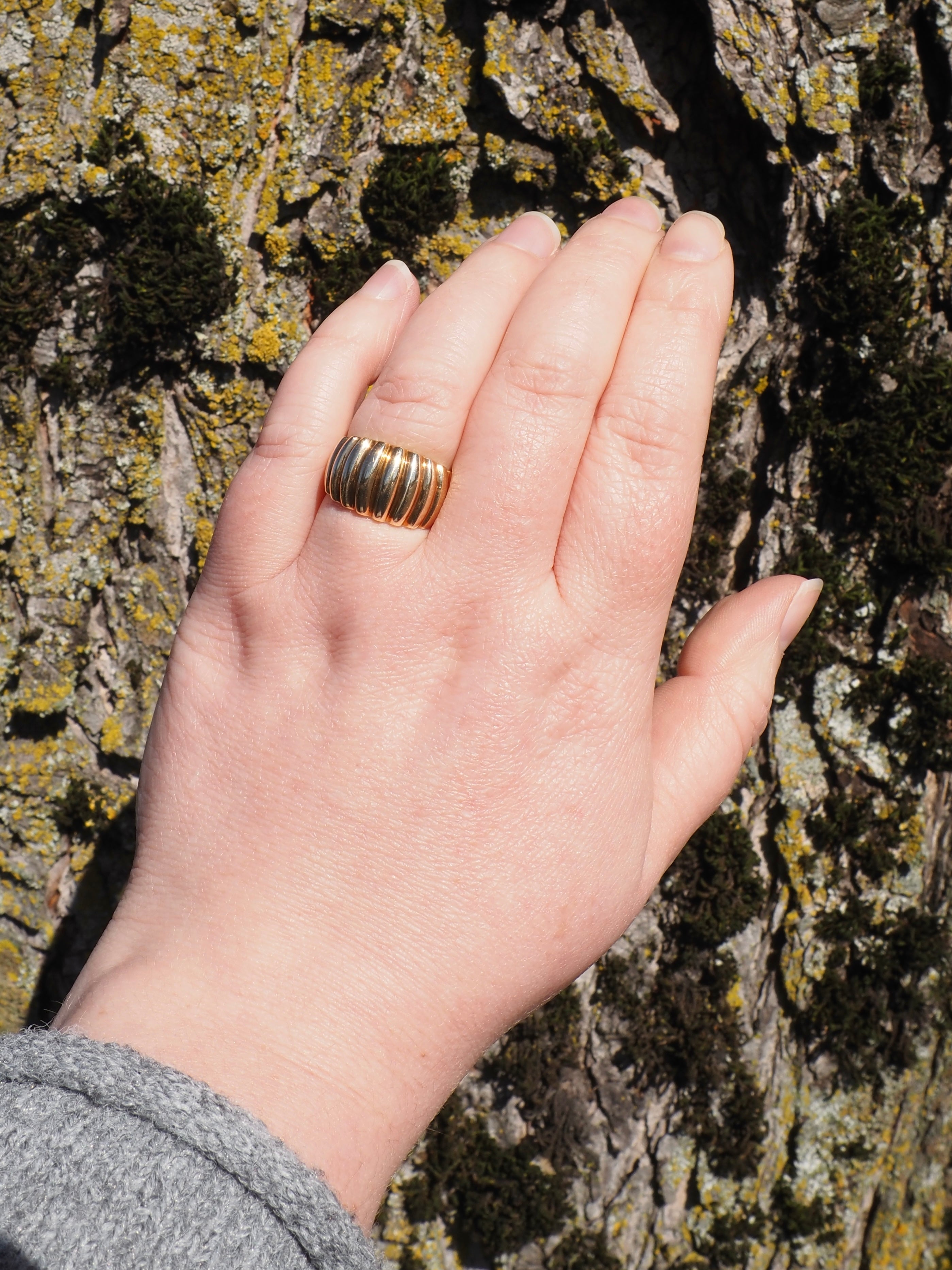 Vintage Ridged Dome 10k Gold Ring