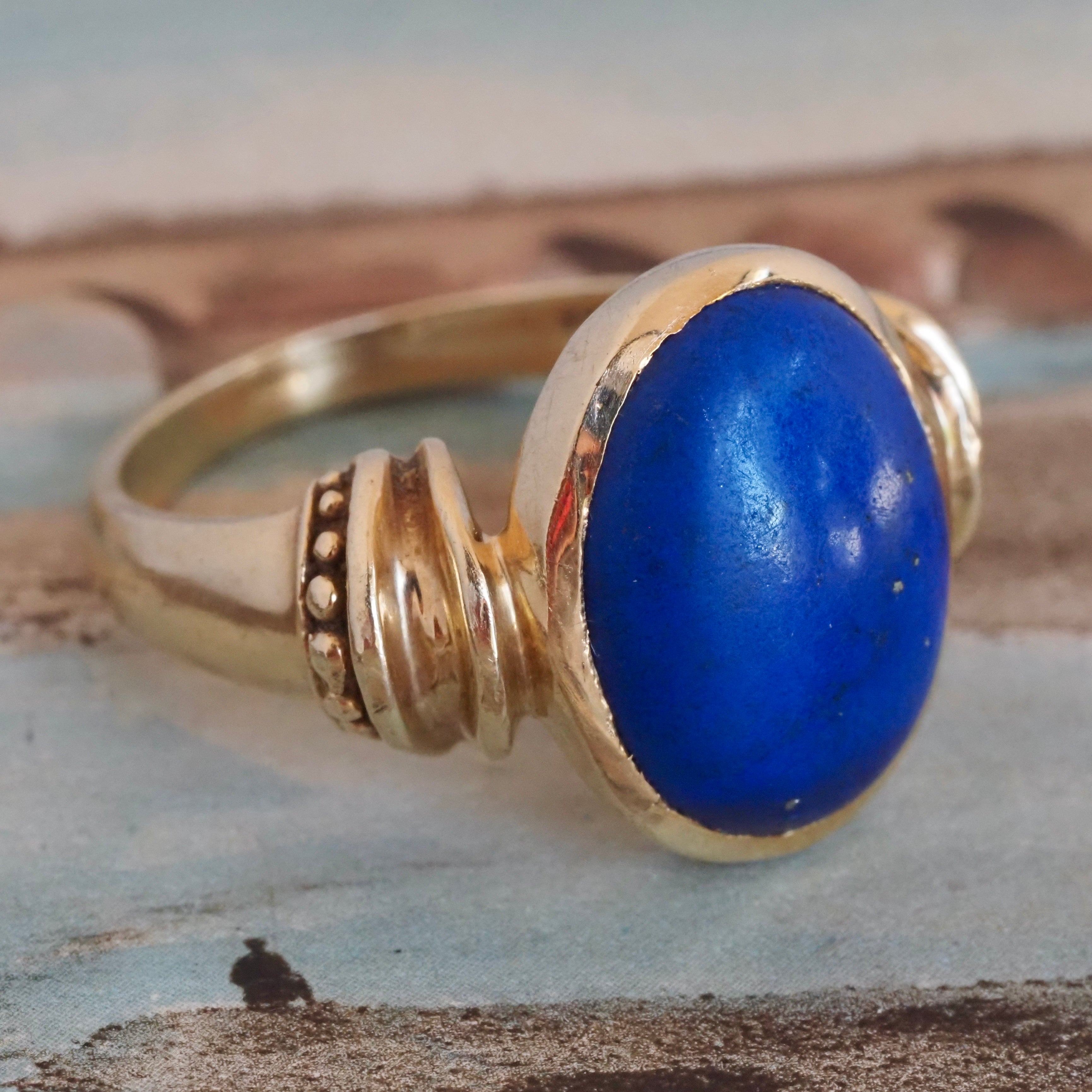 Vintage 14k Gold Lapis Ring