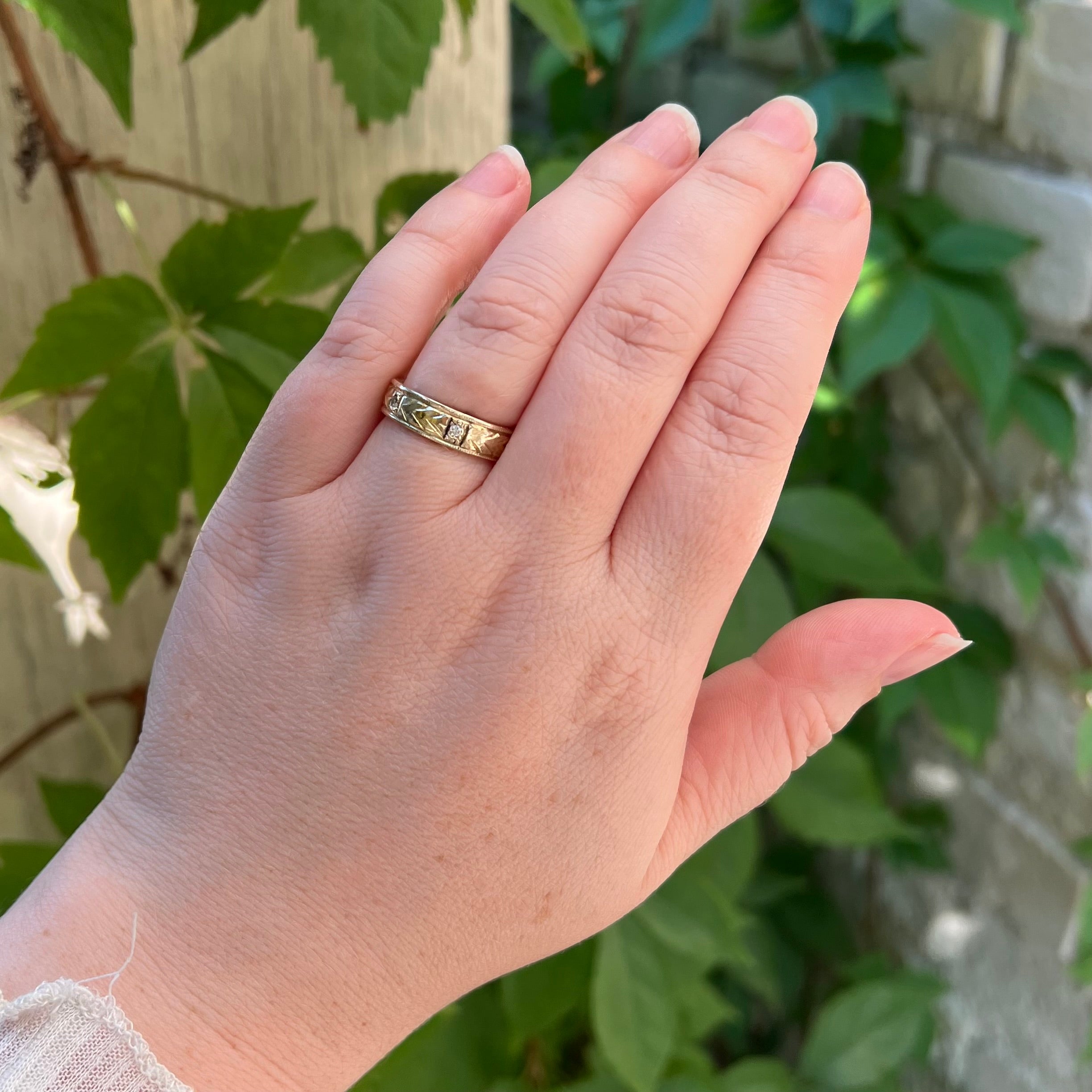 Vintage Diamond 14k Gold Engraved Band