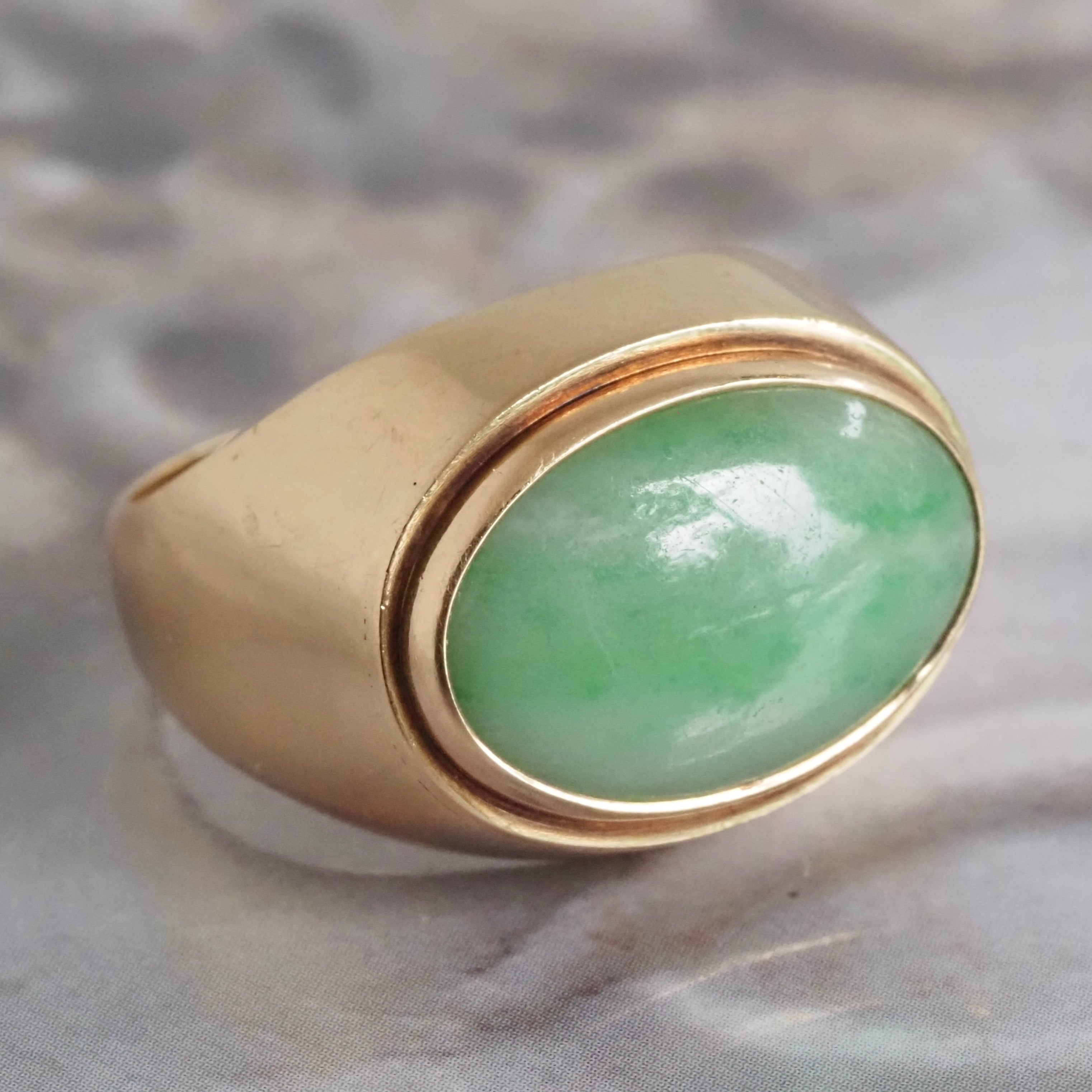 Vintage Mid Century 14k Gold Jadeite Bezel Set Ring