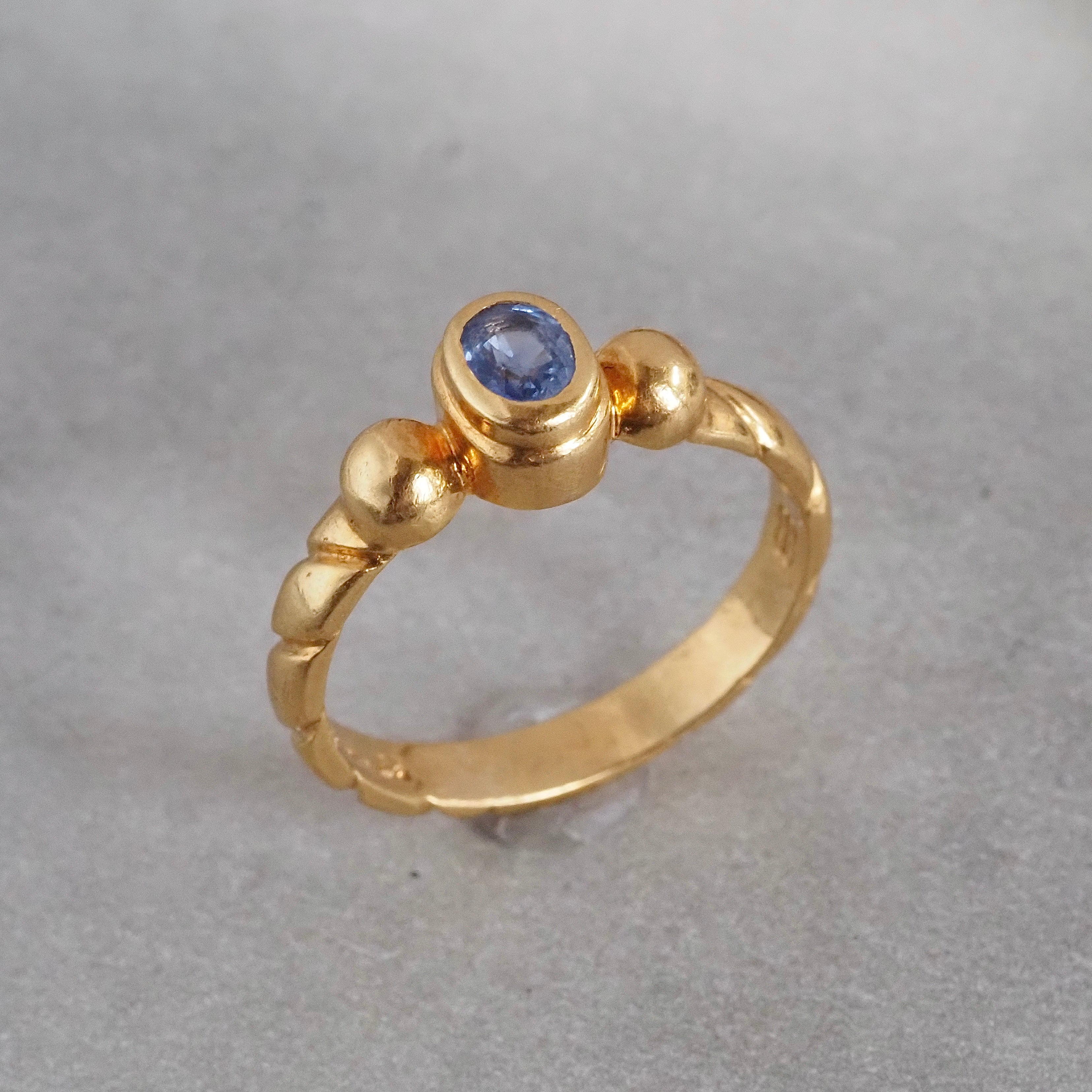 Vintage Sapphire Bezel Set 18k Gold Ring