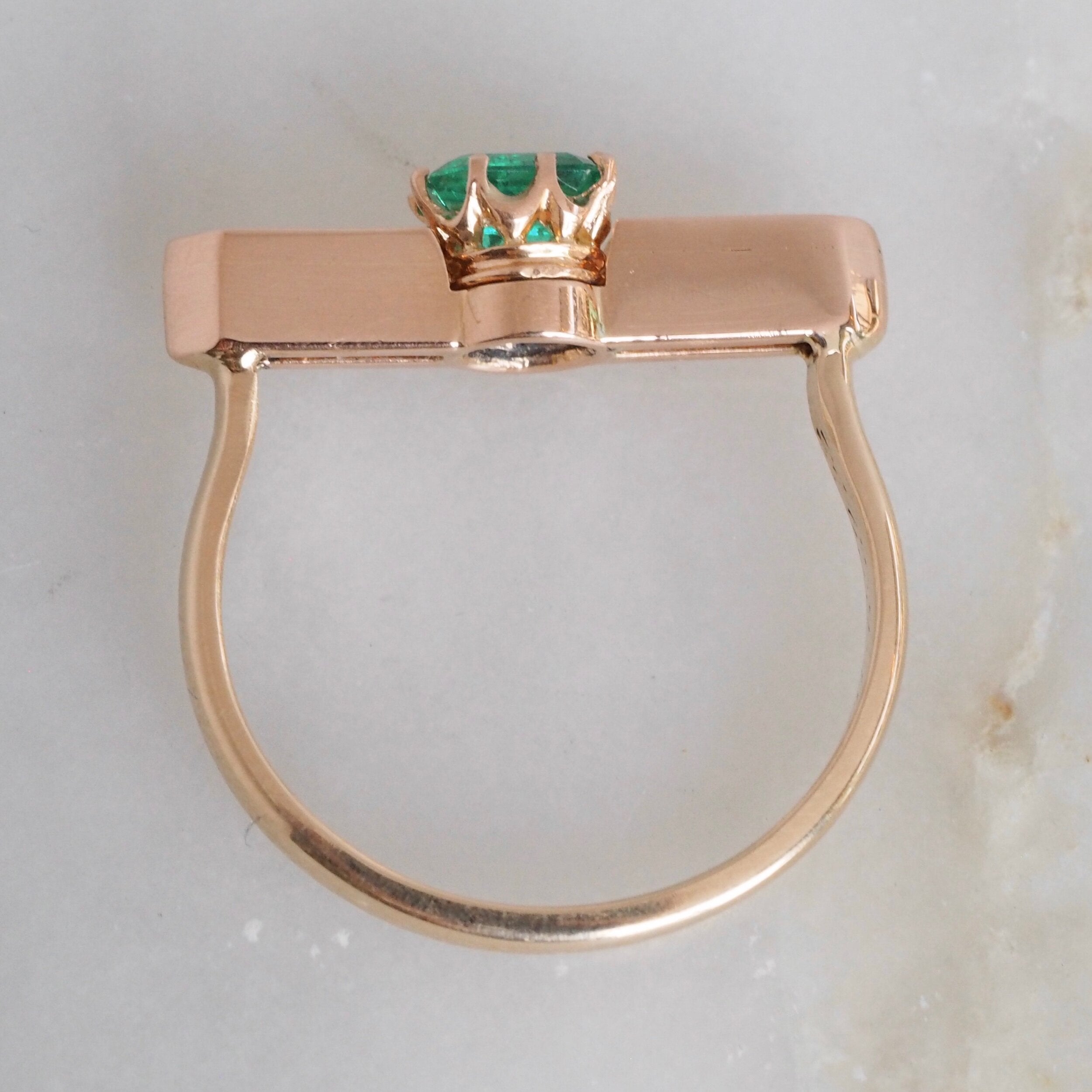 Antique Edwardian 18k Gold Emerald and Rose Cut Diamond Bar Ring