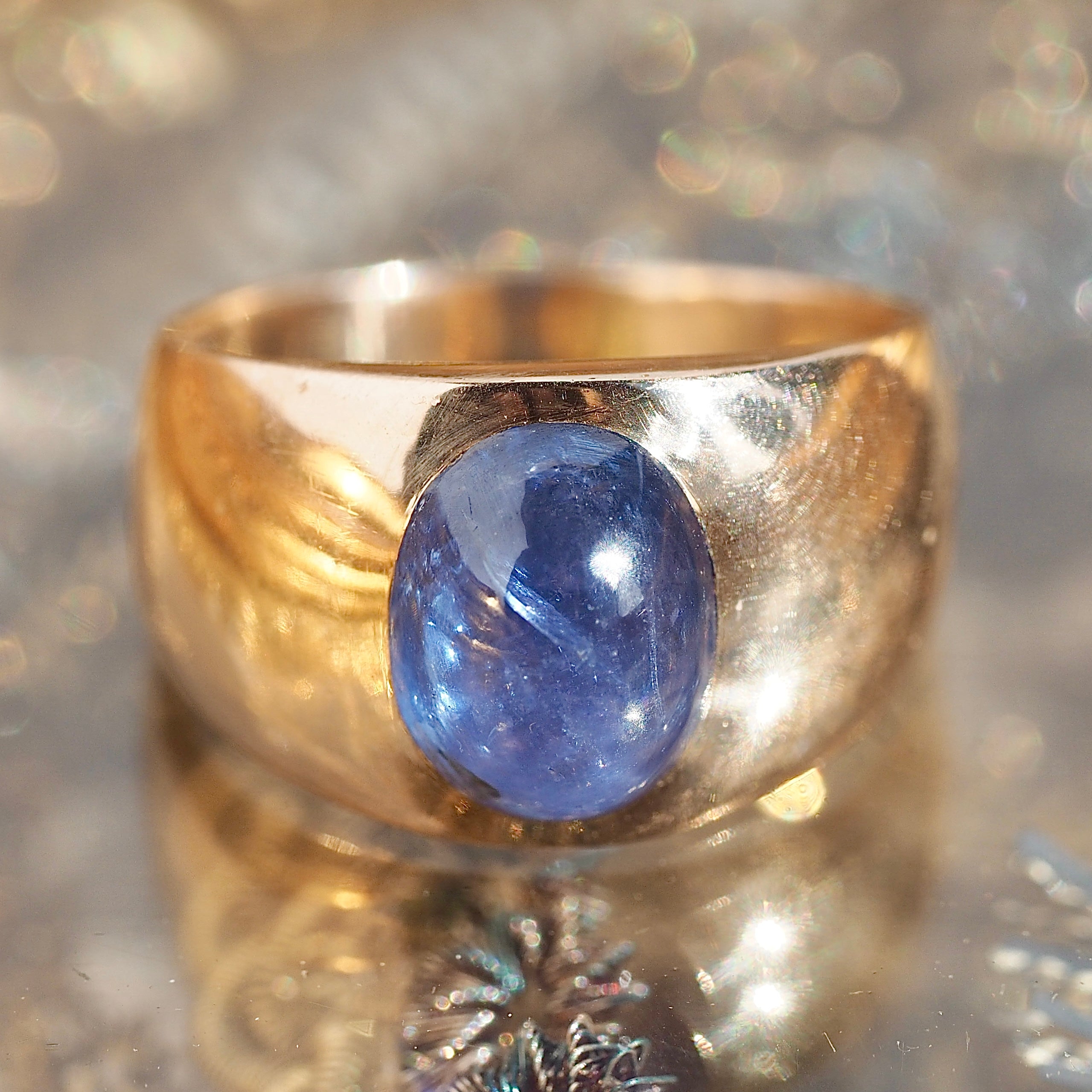 Vintage 14k Gold Natural Sapphire Sugarloaf Cabochon Ring