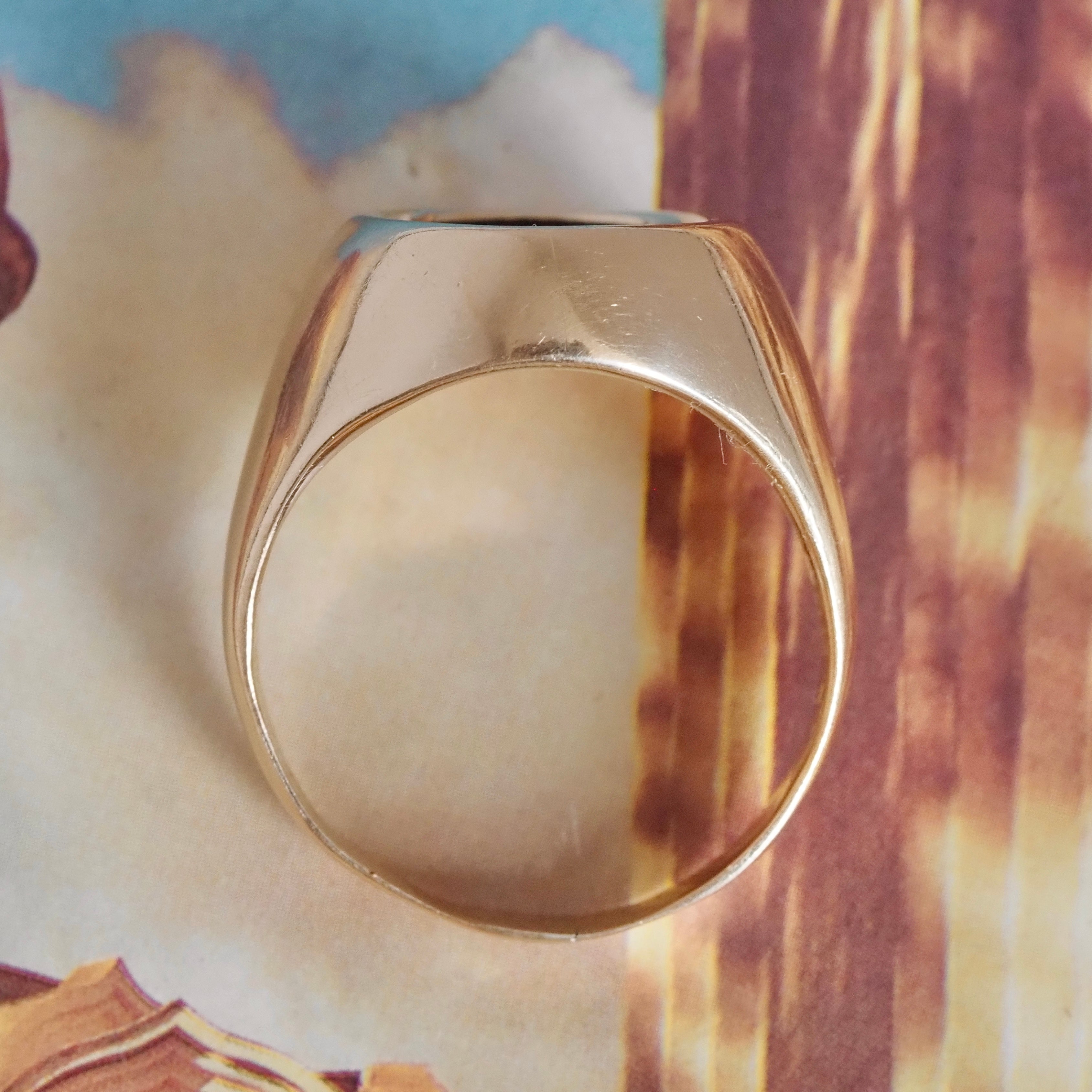 Vintage Onyx 14k Gold Signet Ring