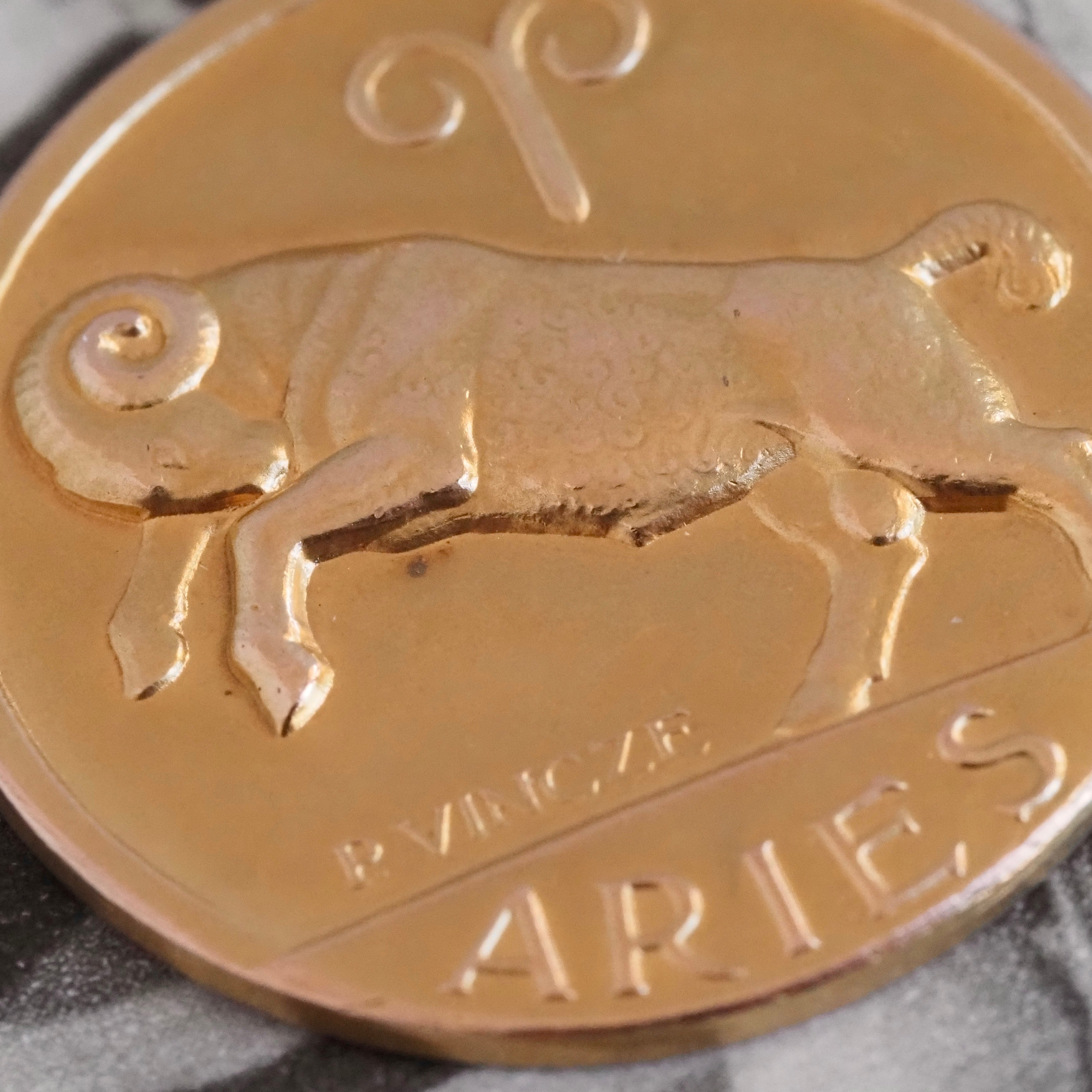 Rare Vintage Paul Vincze English Aries Ram 9k Gold Zodiac Pendant