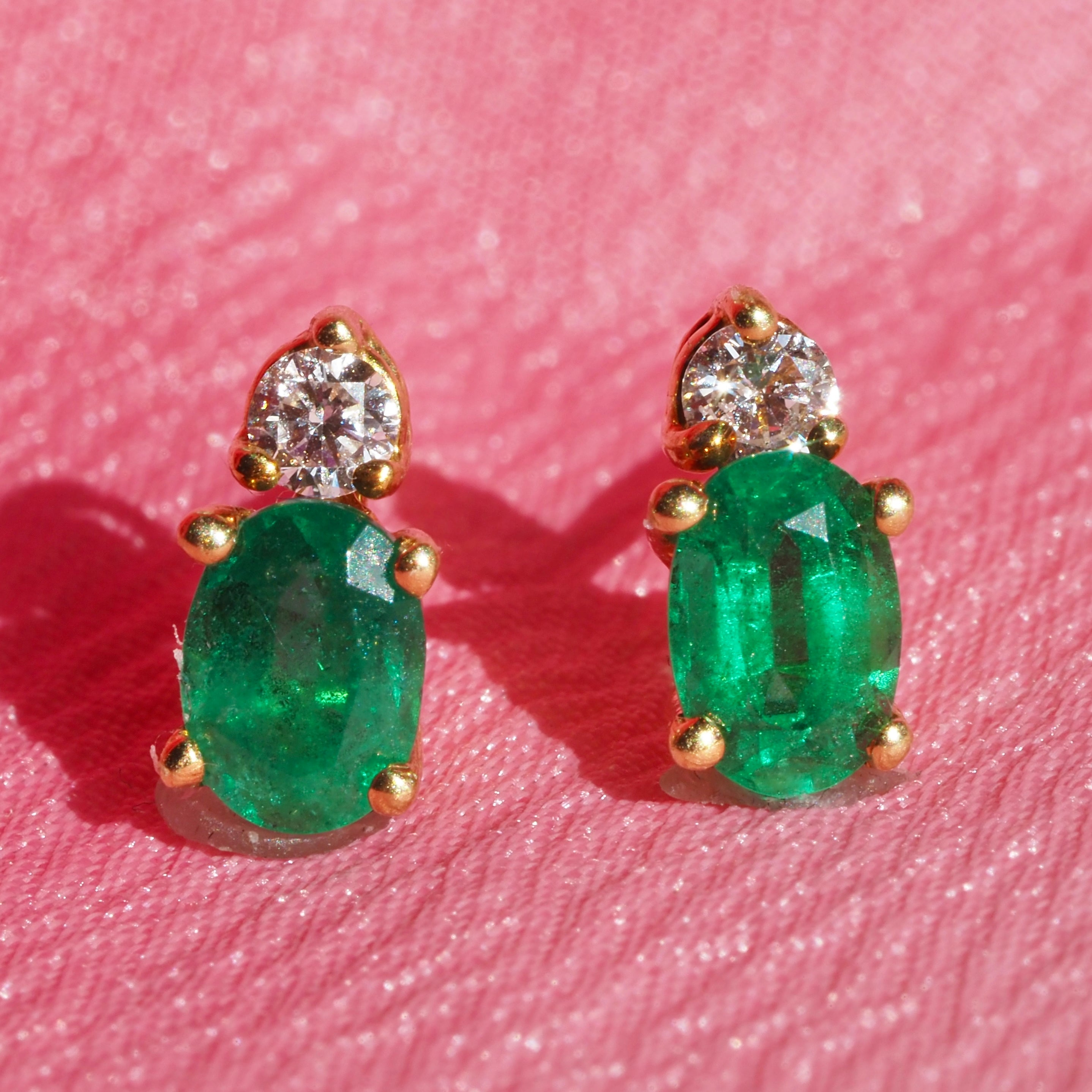 Vintage 18k Gold Emerald & Diamond Earrings